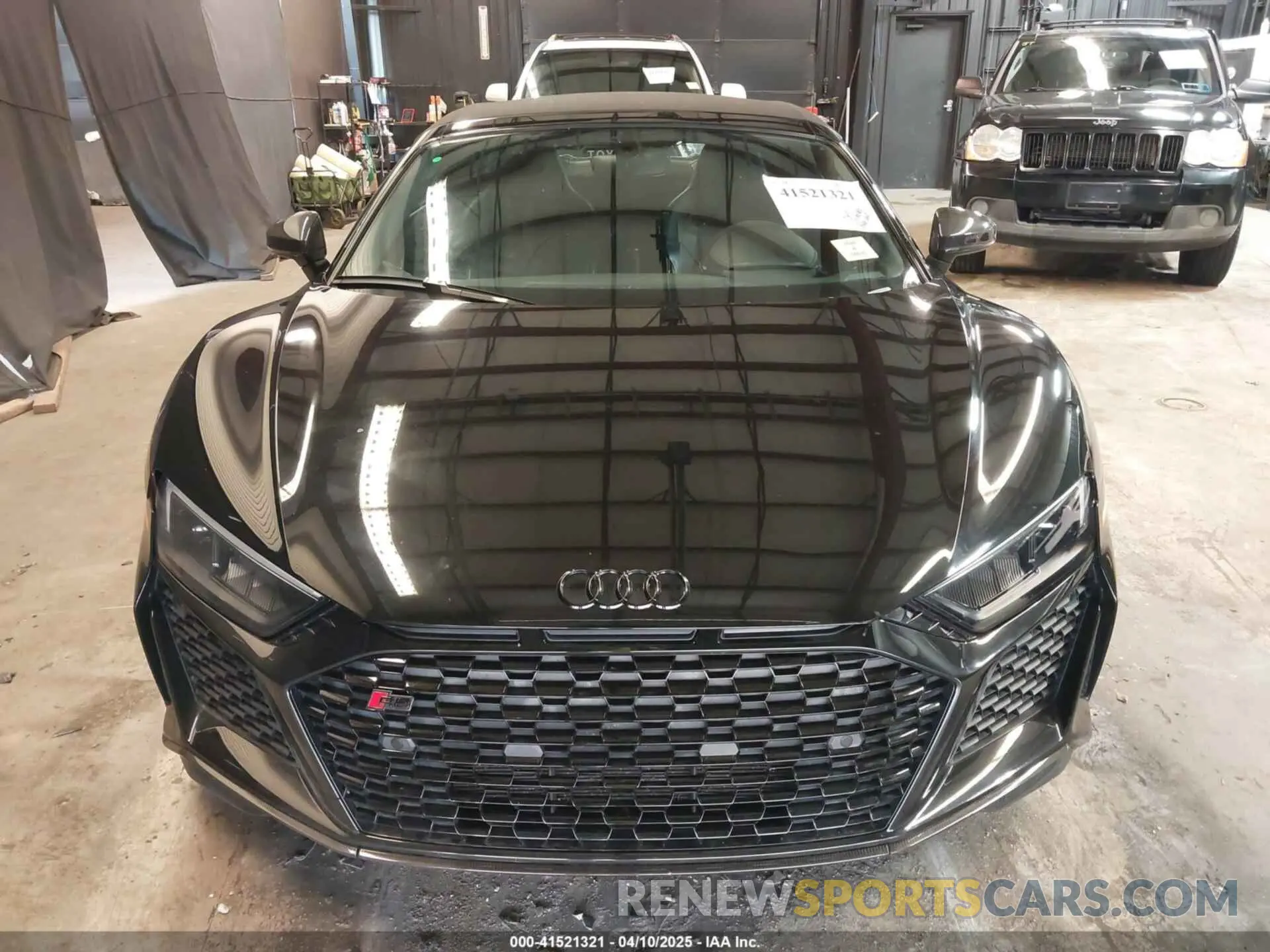 12 fotografías del automóvil dañado WUA4BCFX8N7900499 AUDI R8 SPYDER 2022