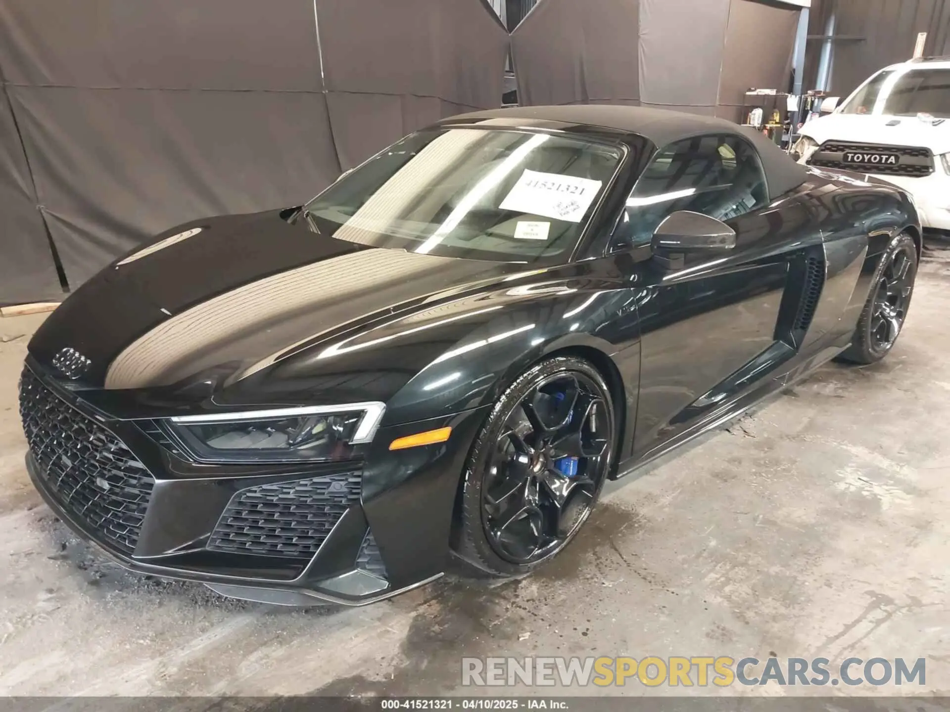 2 fotografías del automóvil dañado WUA4BCFX8N7900499 AUDI R8 SPYDER 2022