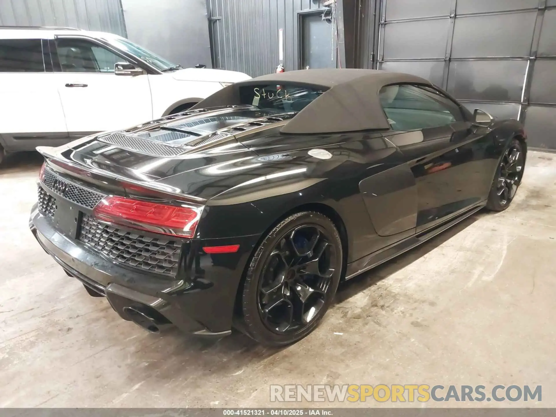 4 fotografías del automóvil dañado WUA4BCFX8N7900499 AUDI R8 SPYDER 2022