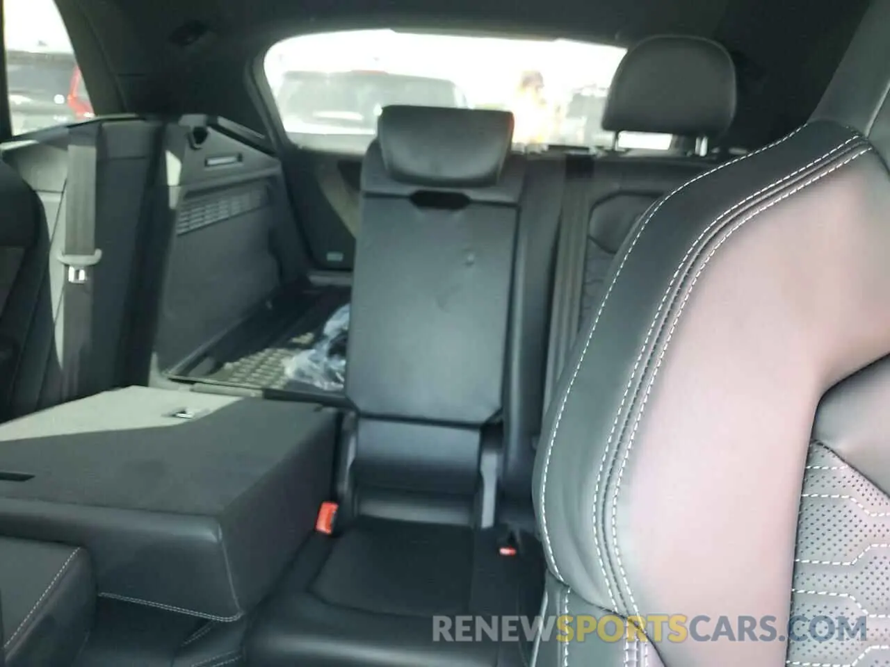 10 fotografías del automóvil dañado WU1ARBF14ND020700 AUDI RS 2022