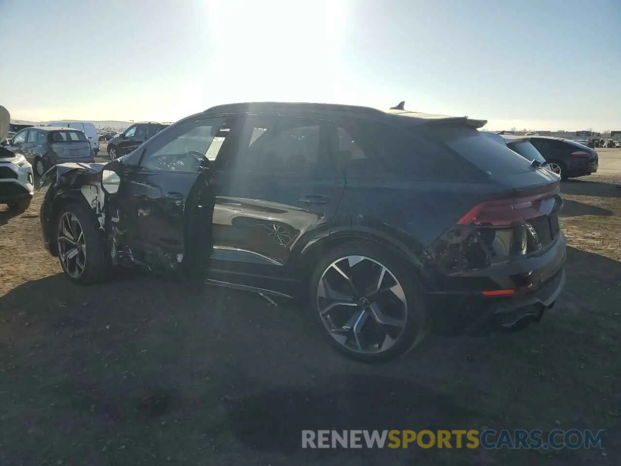 2 fotografías del automóvil dañado WU1ARBF15PD011202 AUDI RS 2023
