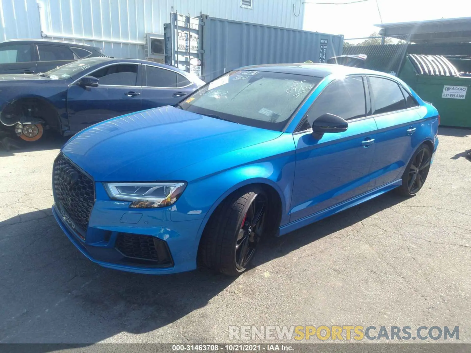 2 fotografías del automóvil dañado WUABWGFF2KA903777 AUDI RS 3 2019