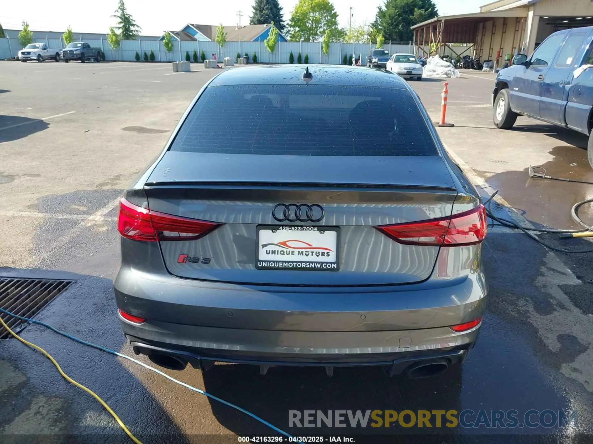 17 fotografías del automóvil dañado WUABWGFF4KA906650 AUDI RS 3 2019