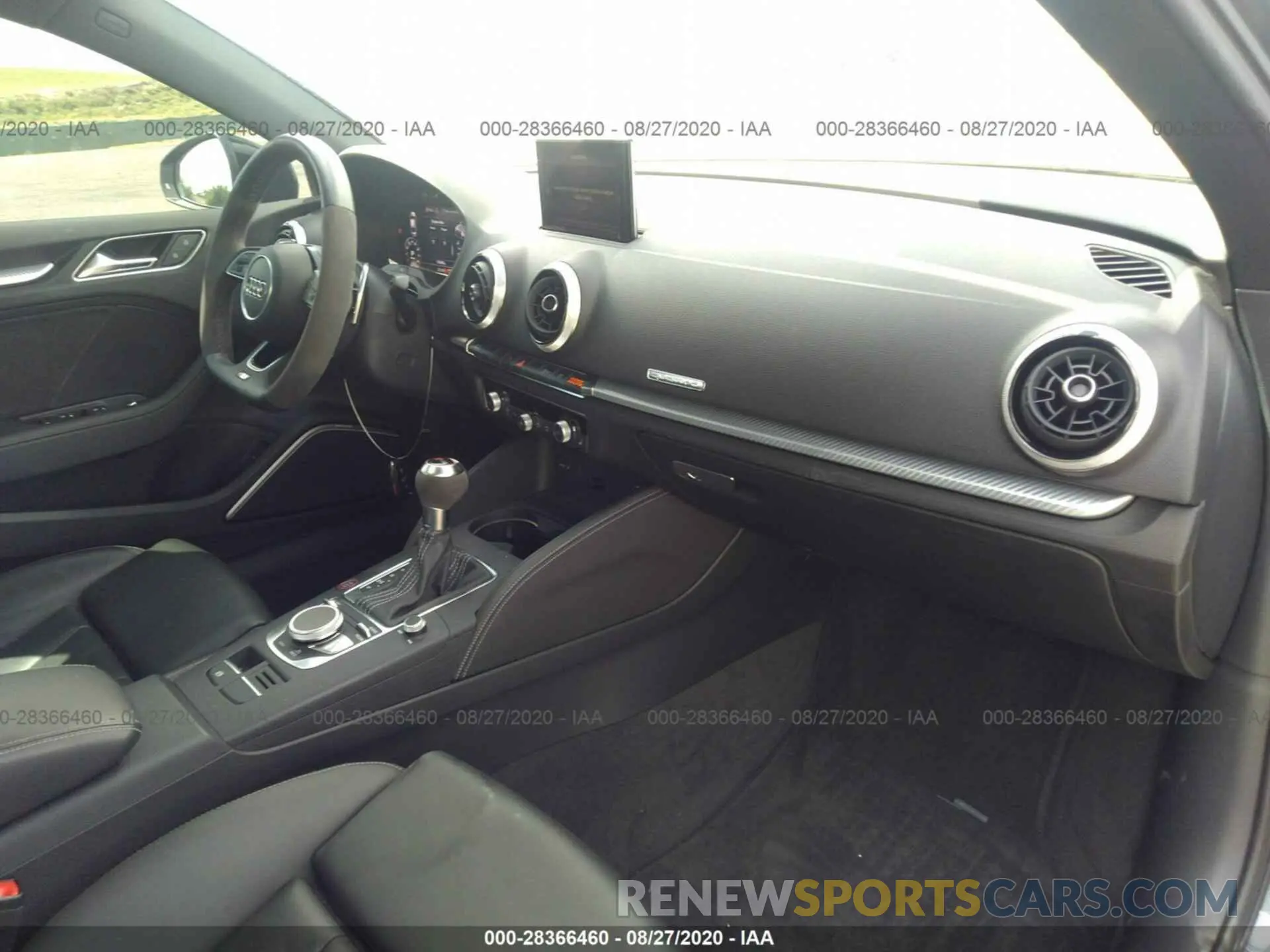 5 fotografías del automóvil dañado WUABWGFFXKA902005 AUDI RS 3 2019