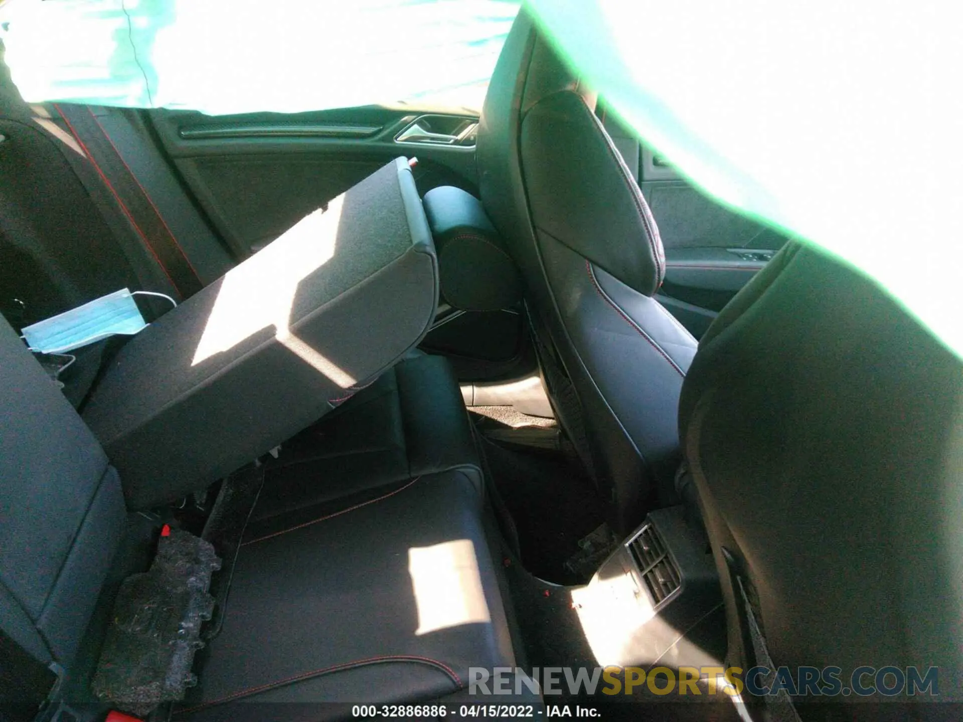 8 fotografías del automóvil dañado WUABWGFFXLA902541 AUDI RS 3 2020