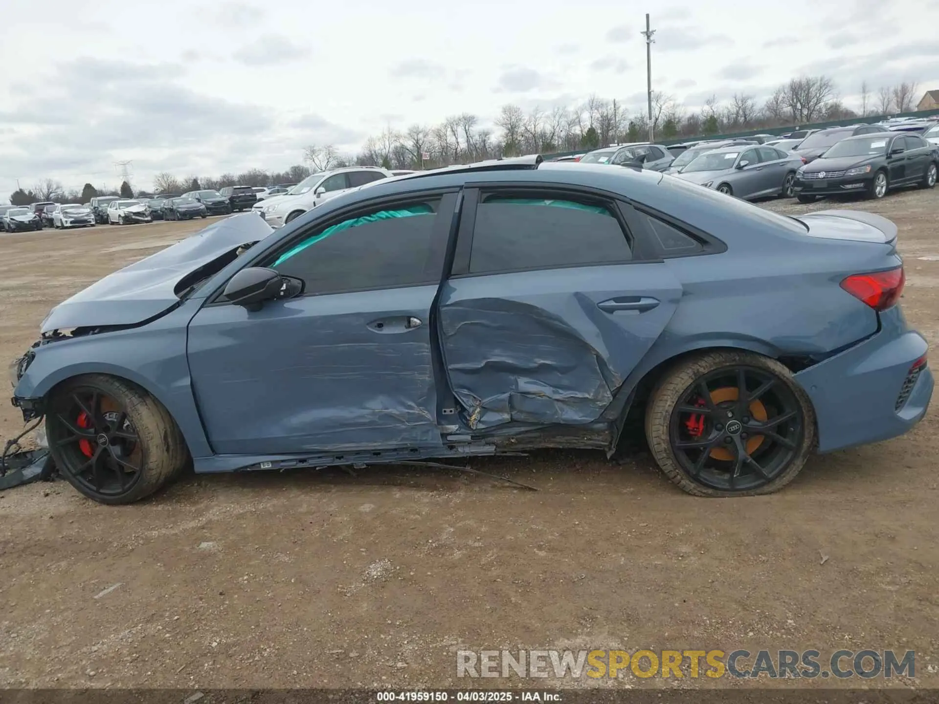 15 fotografías del automóvil dañado WUAG4DGY8RA901259 AUDI RS 3 2024