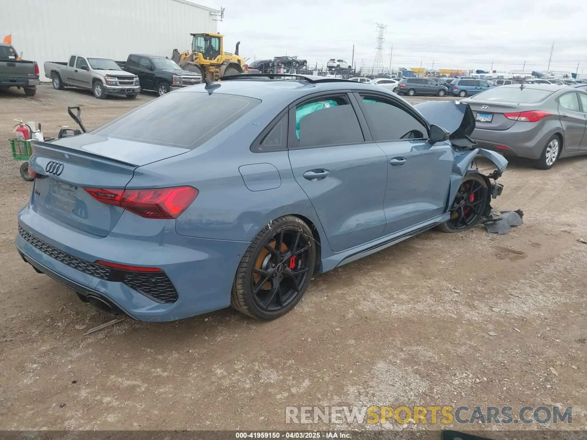 4 fotografías del automóvil dañado WUAG4DGY8RA901259 AUDI RS 3 2024