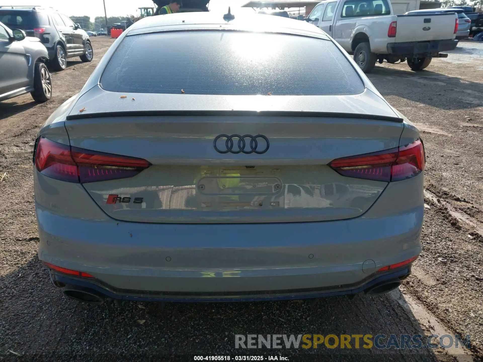 16 fotografías del automóvil dañado WUABWCF56KA900302 AUDI RS 5 2019