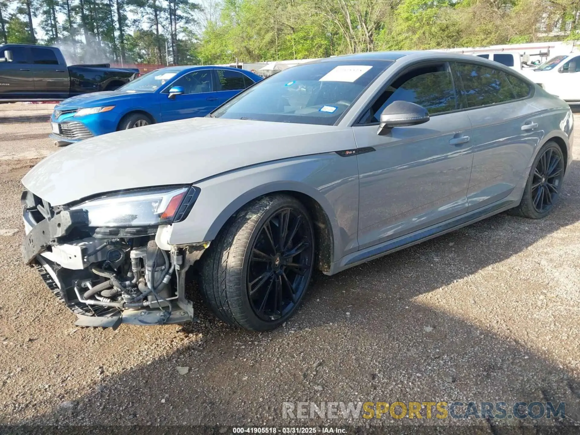 2 fotografías del automóvil dañado WUABWCF56KA900302 AUDI RS 5 2019
