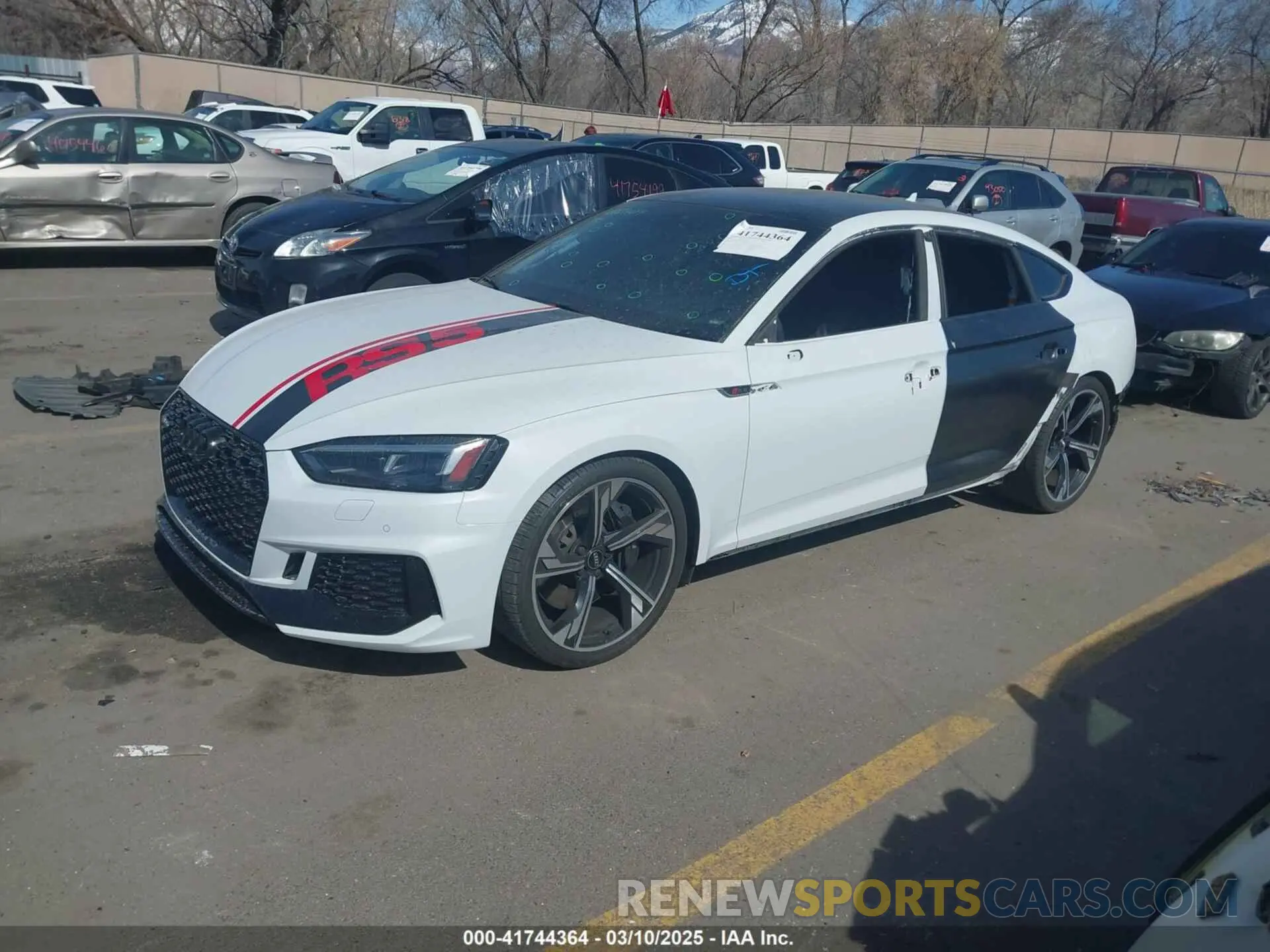 2 fotografías del automóvil dañado WUABWCF59KA902397 AUDI RS 5 2019