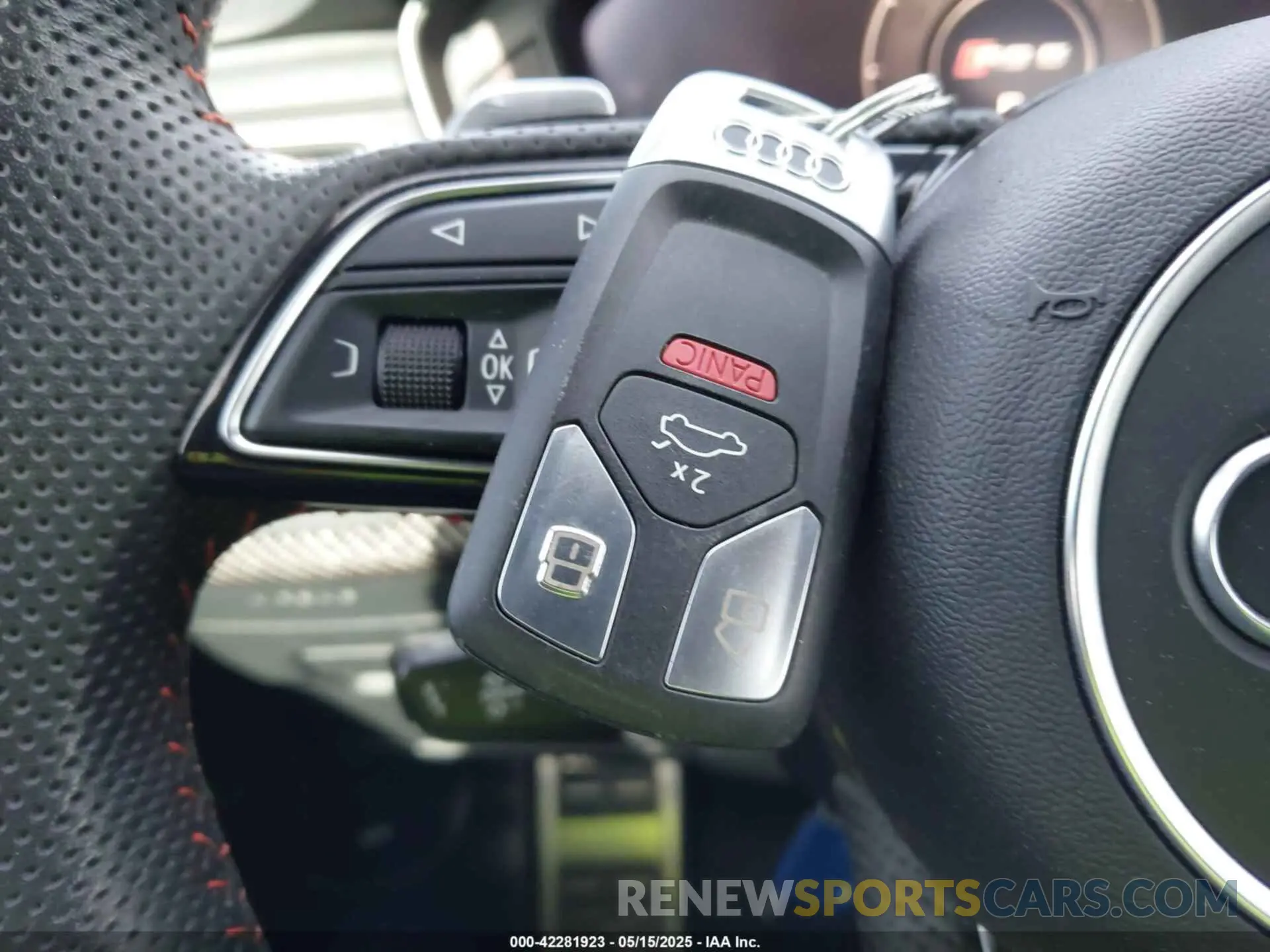11 fotografías del automóvil dañado WUAPWAF56KA903873 AUDI RS 5 2019