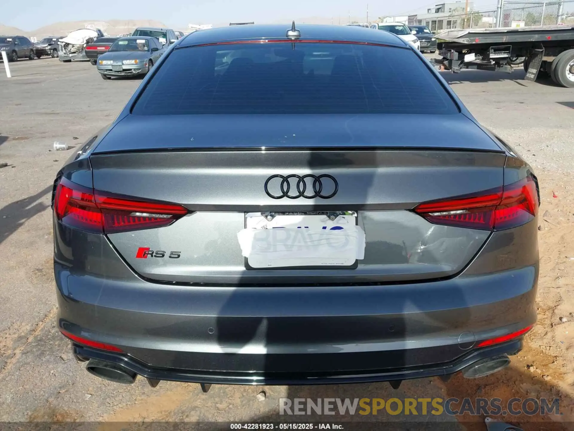 16 fotografías del automóvil dañado WUAPWAF56KA903873 AUDI RS 5 2019