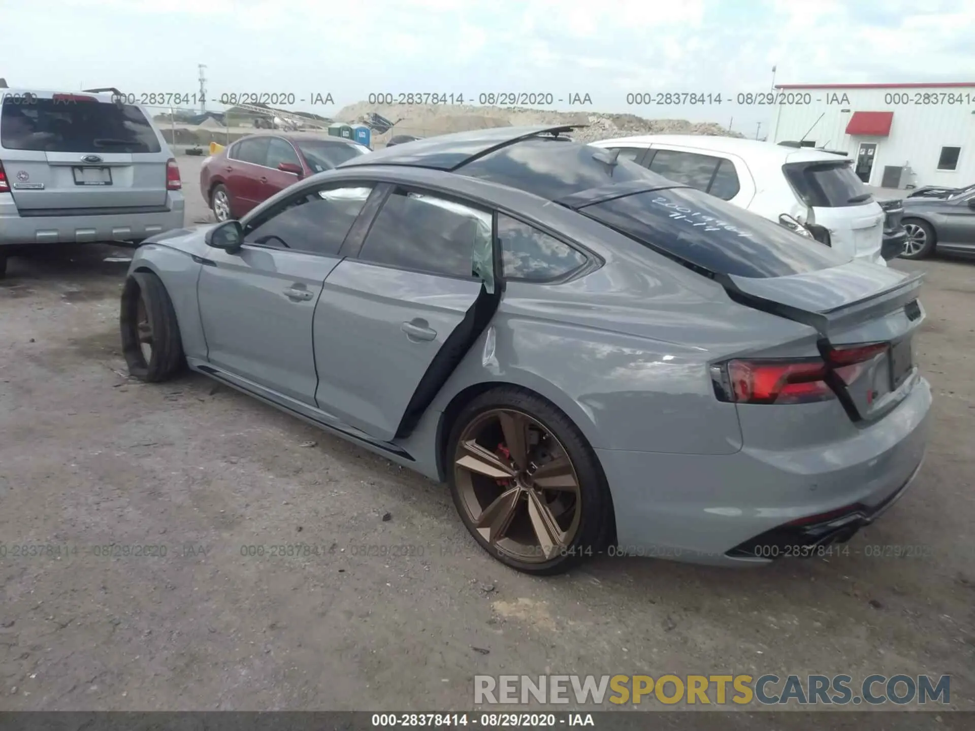 3 fotografías del automóvil dañado WUABWCF51KA907433 AUDI RS 5 SPORTBACK 2019