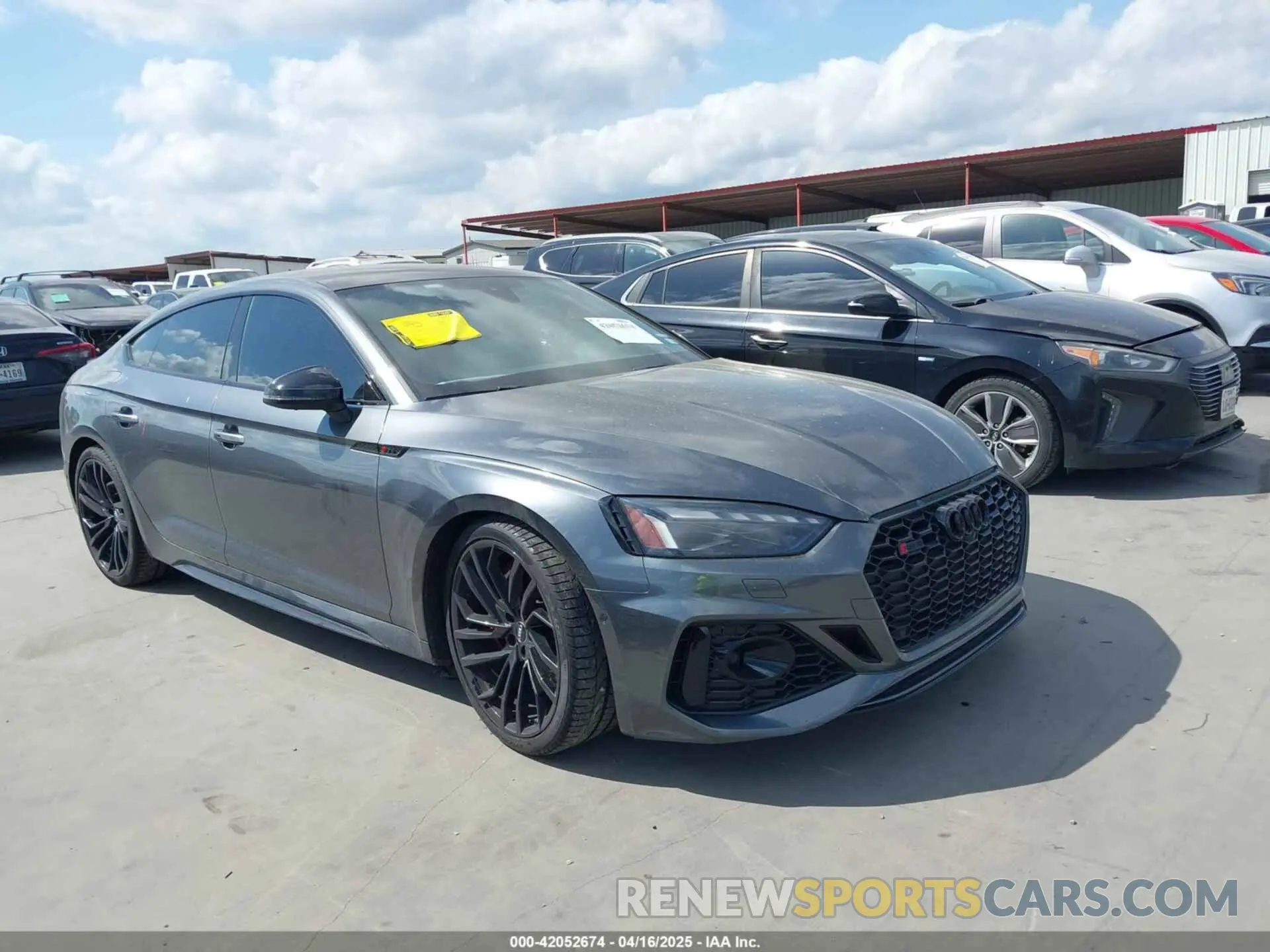 13 fotografías del automóvil dañado WUAAWCF59MA900650 AUDI RS 5 SPORTBACK 2021