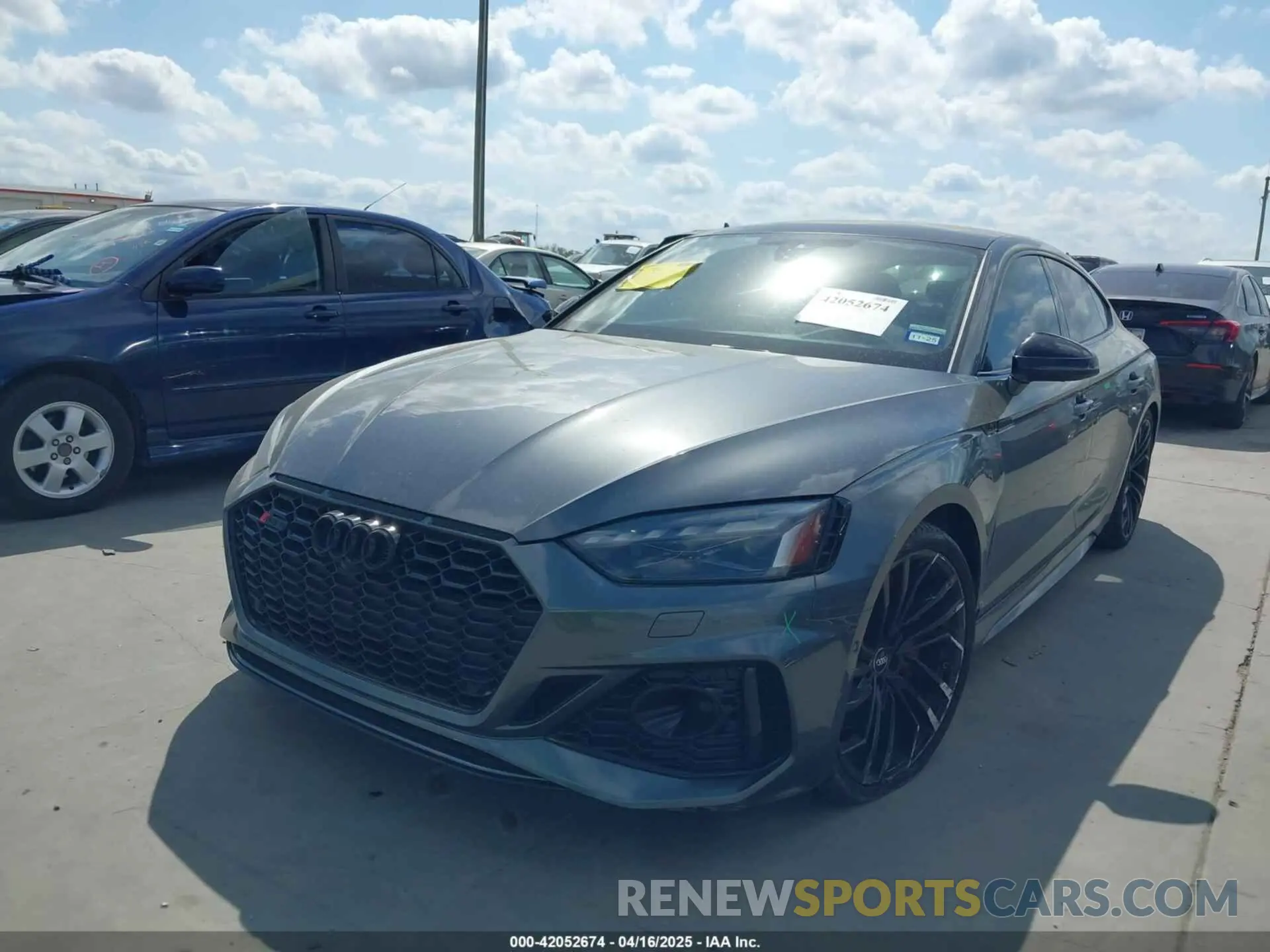 2 fotografías del automóvil dañado WUAAWCF59MA900650 AUDI RS 5 SPORTBACK 2021