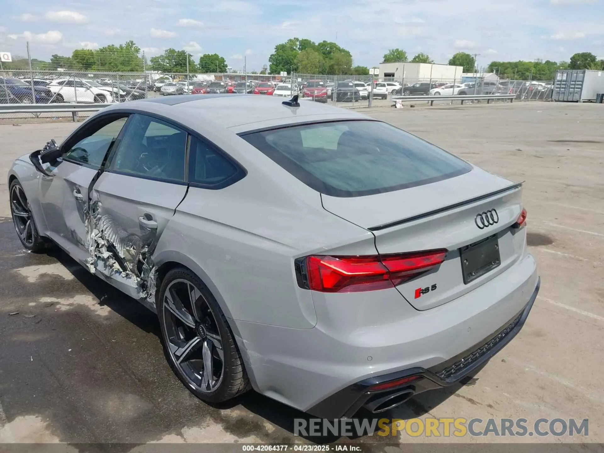 3 fotografías del automóvil dañado WUAAWCF5XNA900738 AUDI RS 5 SPORTBACK 2022