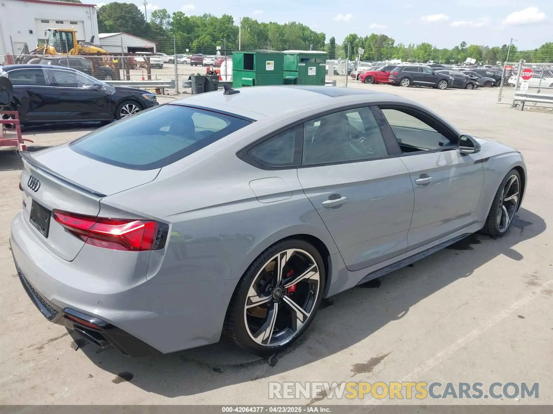4 fotografías del automóvil dañado WUAAWCF5XNA900738 AUDI RS 5 SPORTBACK 2022