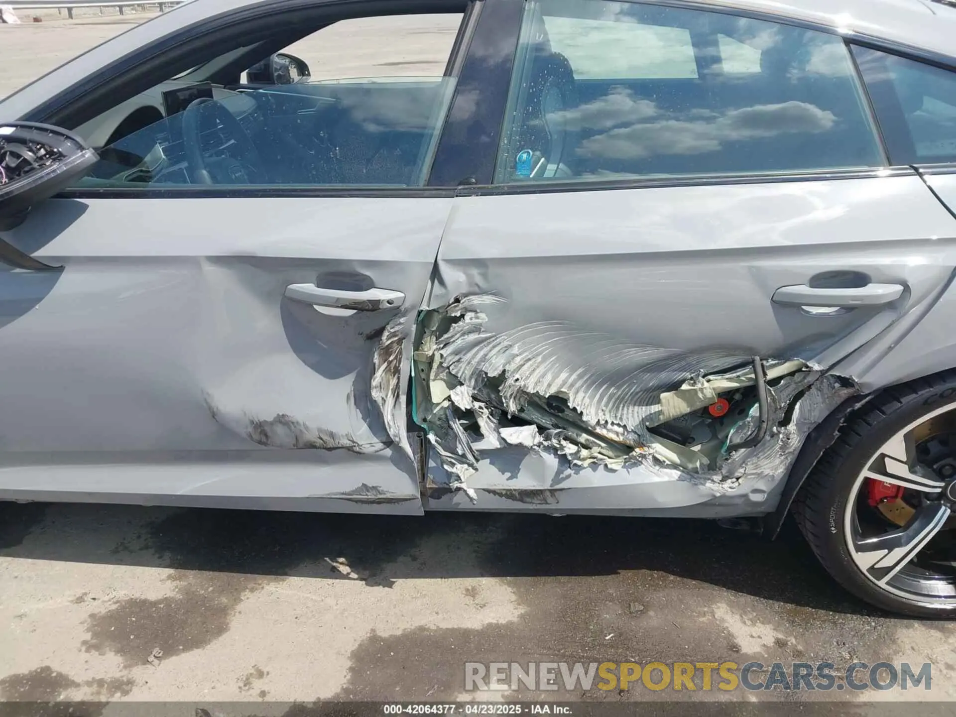 6 fotografías del automóvil dañado WUAAWCF5XNA900738 AUDI RS 5 SPORTBACK 2022
