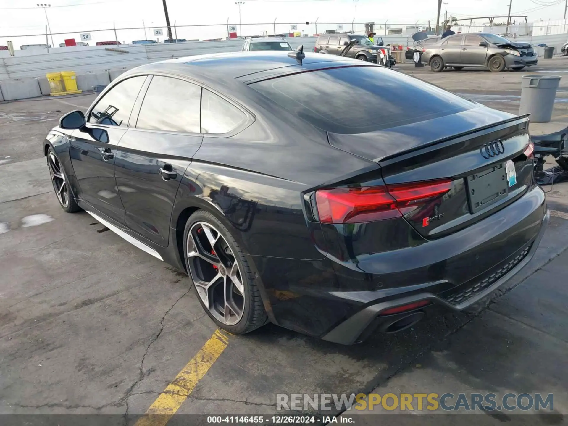 3 fotografías del automóvil dañado WUAAWCF56PA901890 AUDI RS 5 SPORTBACK 2023