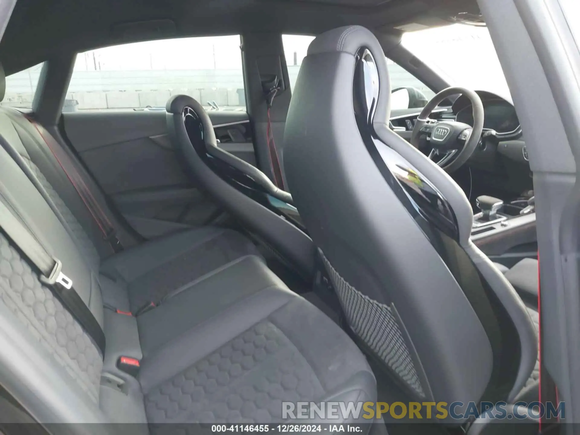 8 fotografías del automóvil dañado WUAAWCF56PA901890 AUDI RS 5 SPORTBACK 2023