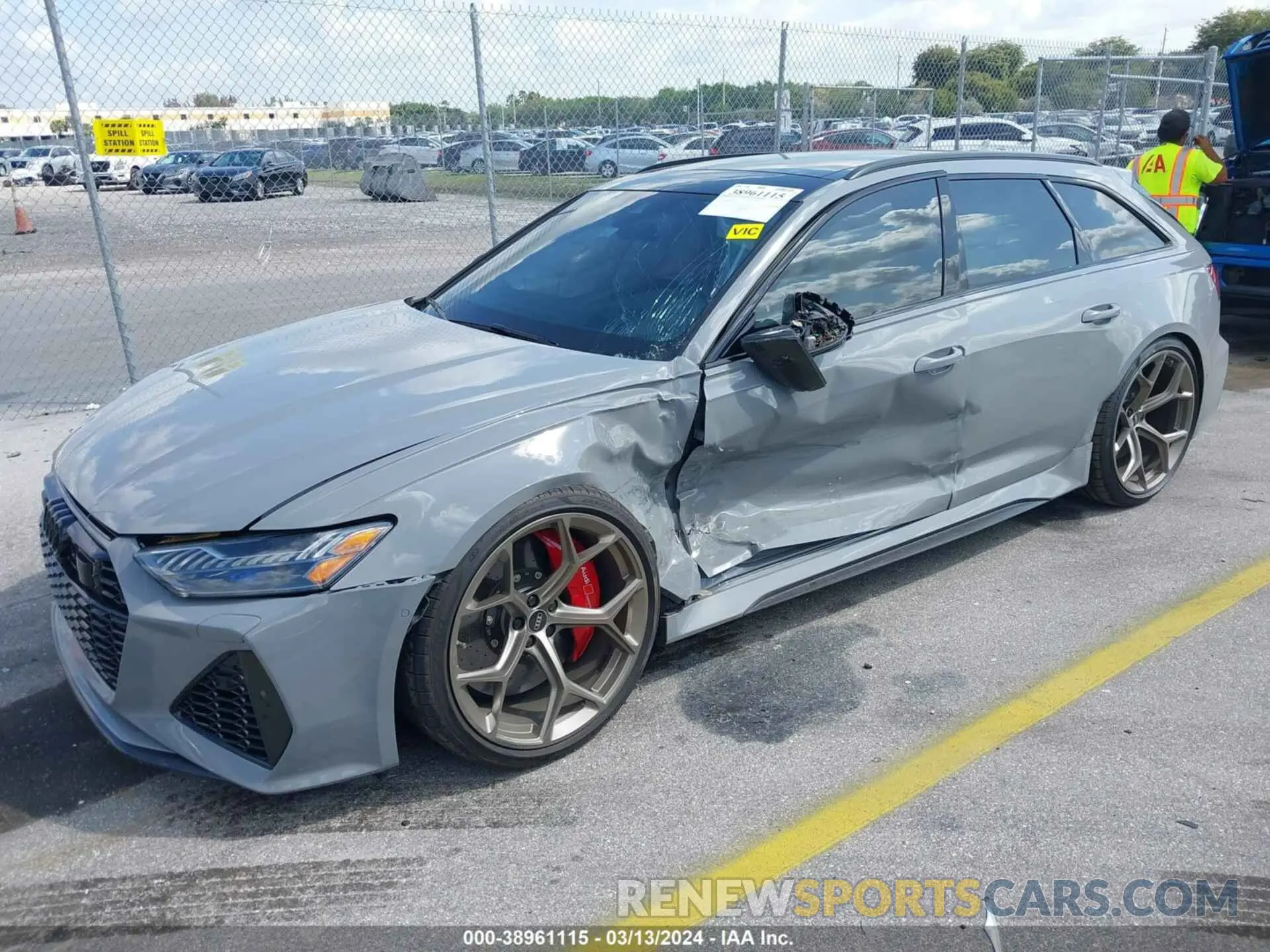 2 fotografías del automóvil dañado WUA1CBF21MN903012 AUDI RS 6 AVANT 2021