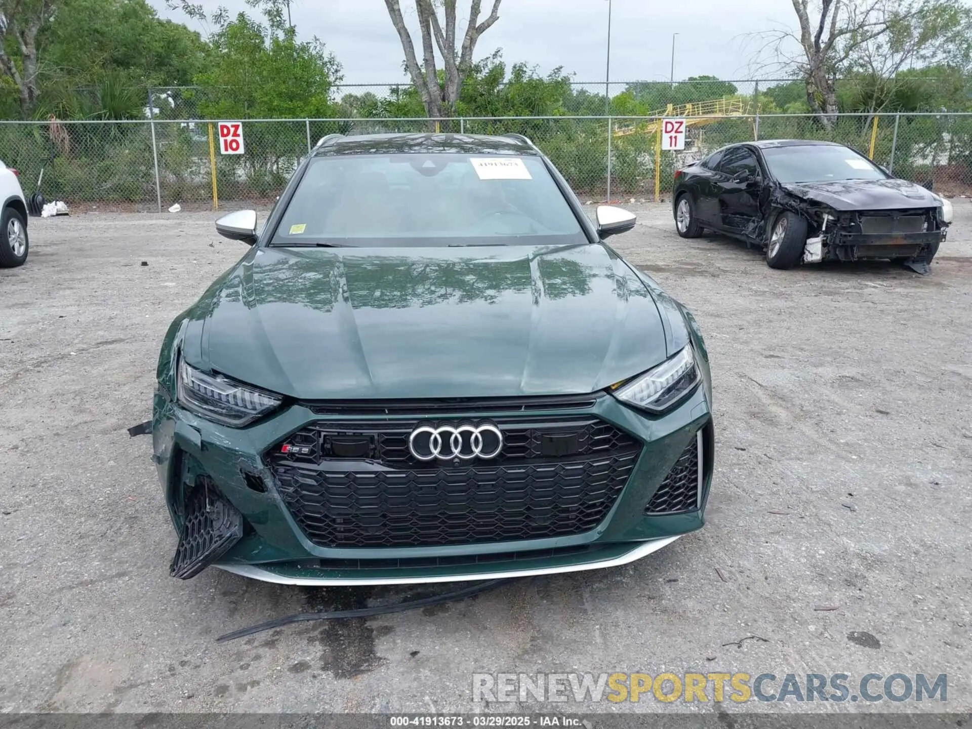12 fotografías del automóvil dañado WUA1CBF21PN901104 AUDI RS 6 AVANT 2023