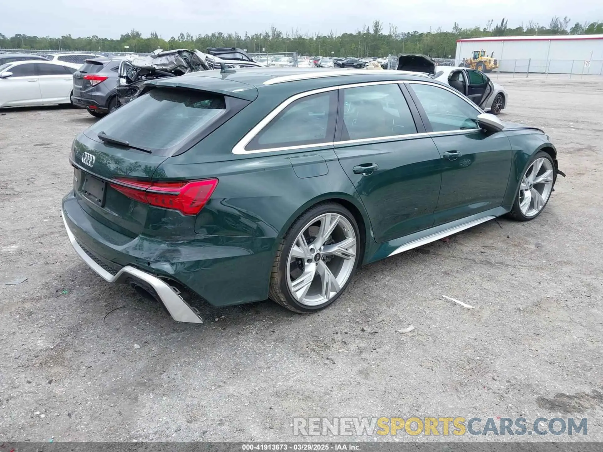 4 fotografías del automóvil dañado WUA1CBF21PN901104 AUDI RS 6 AVANT 2023