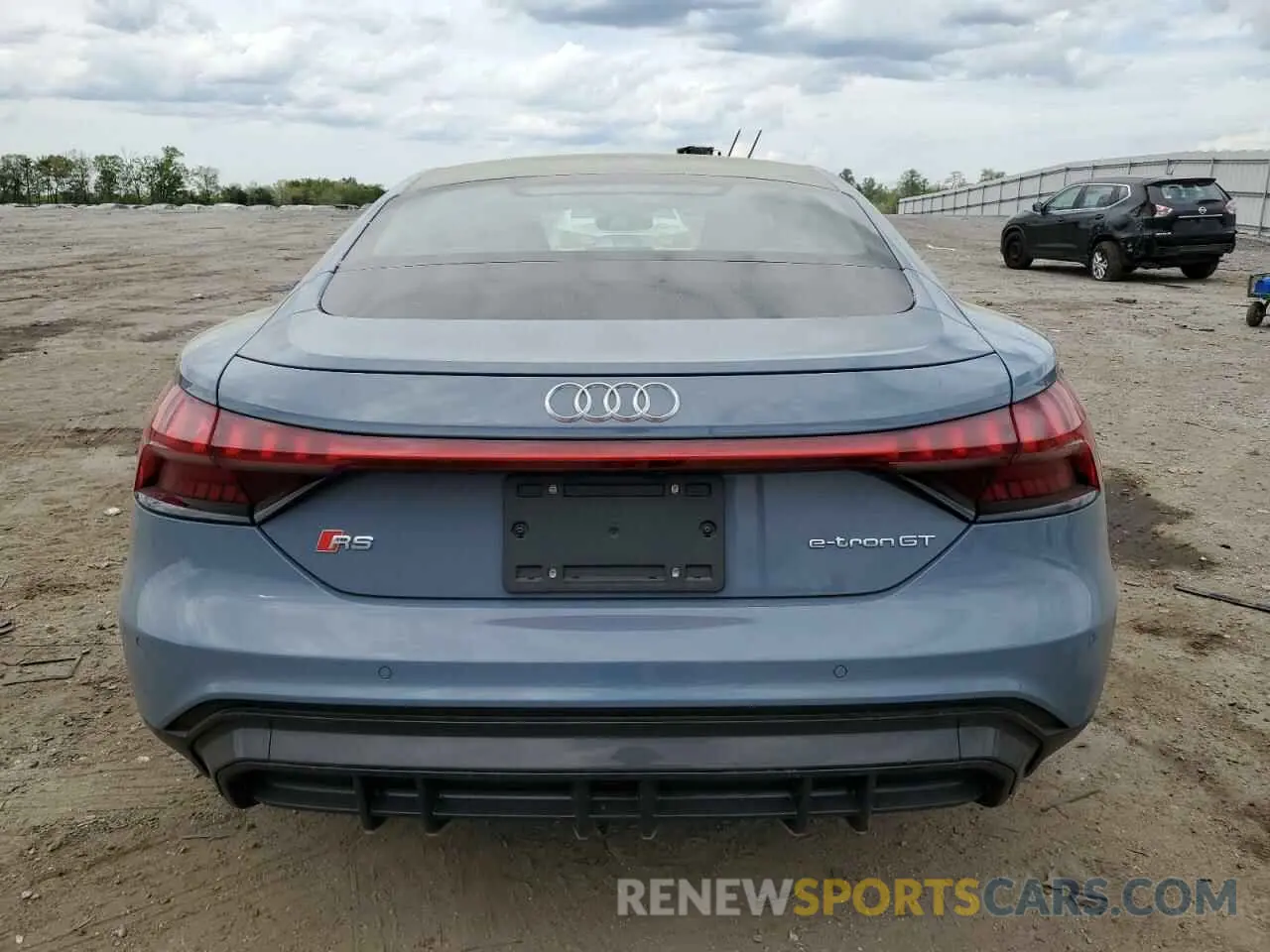 6 fotografías del automóvil dañado WAUAHBFW5R7901225 AUDI RS E-TRON 2024