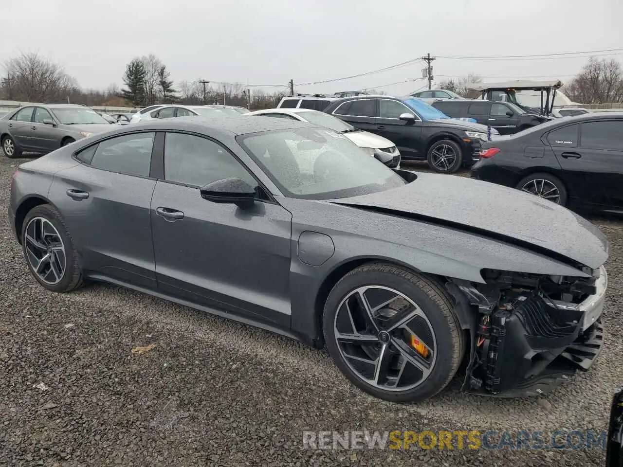4 fotografías del automóvil dañado WAUBHBFWXR7901726 AUDI RS E-TRON 2024
