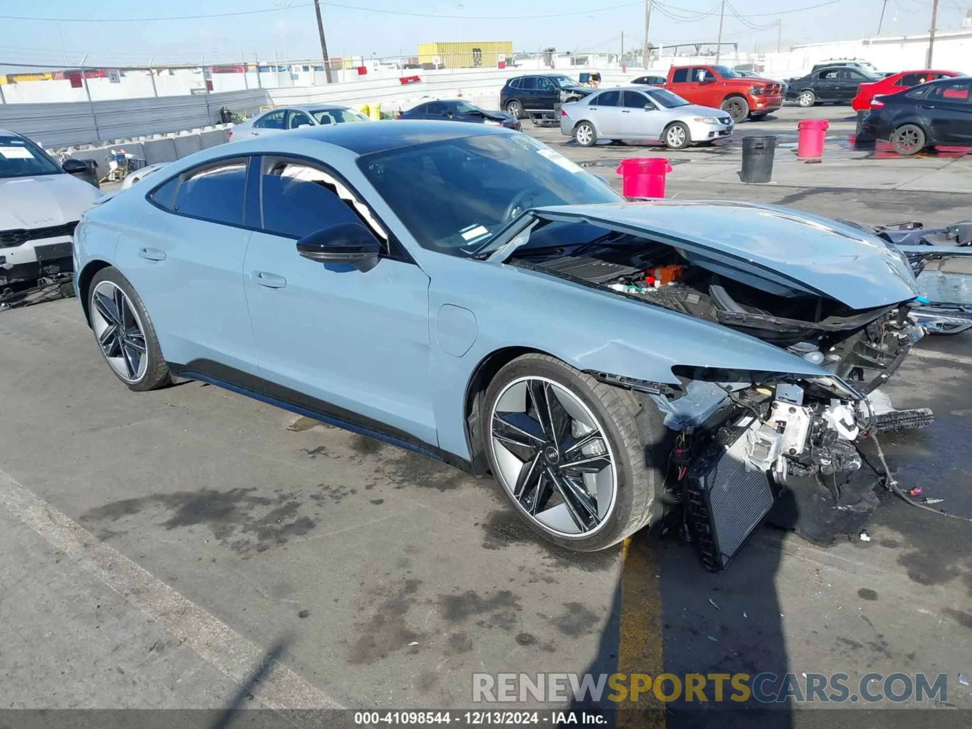 1 fotografías del automóvil dañado WAUBHBFWXP7903277 AUDI RS E-TRON GT 2023