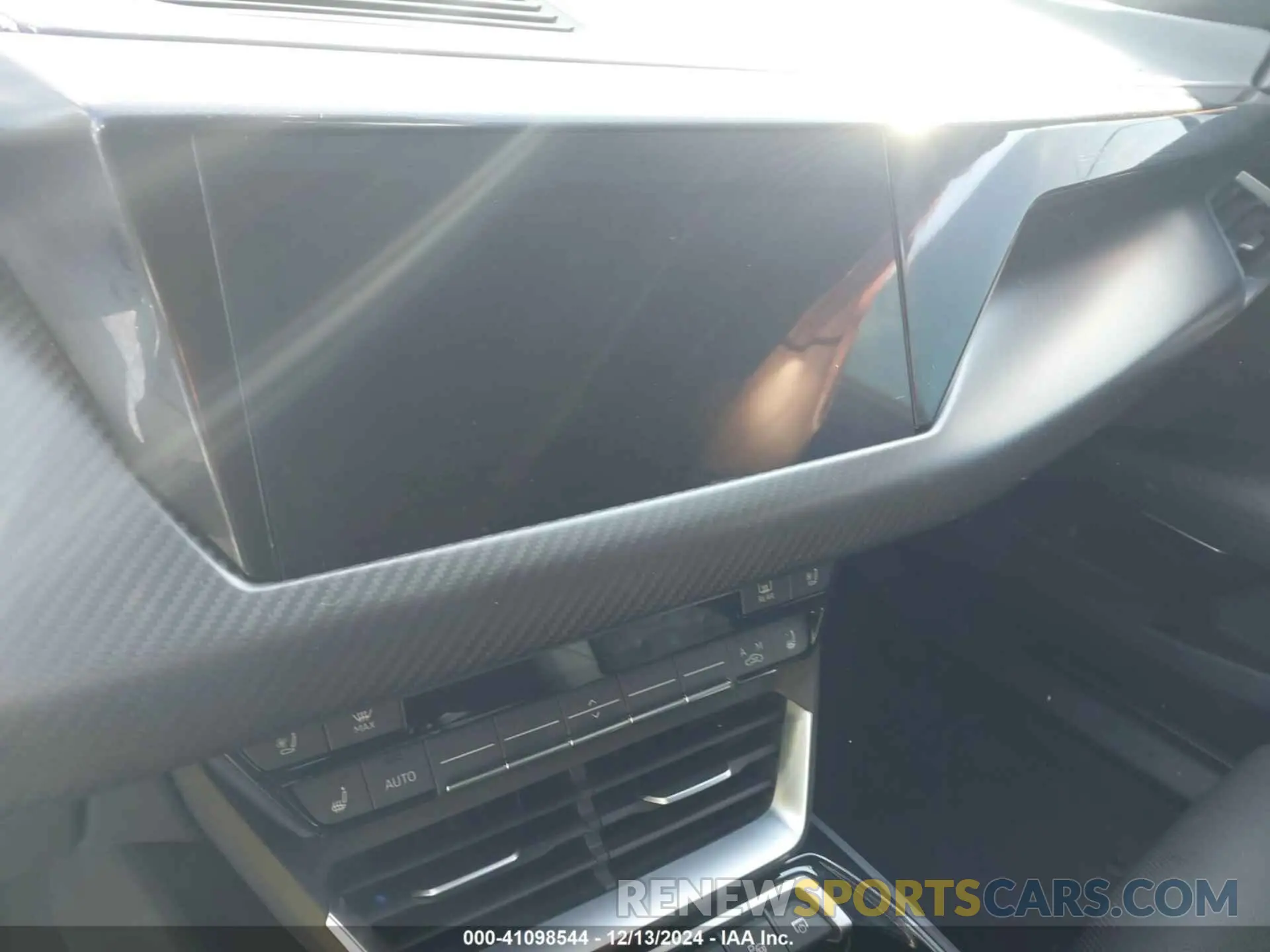 18 fotografías del automóvil dañado WAUBHBFWXP7903277 AUDI RS E-TRON GT 2023