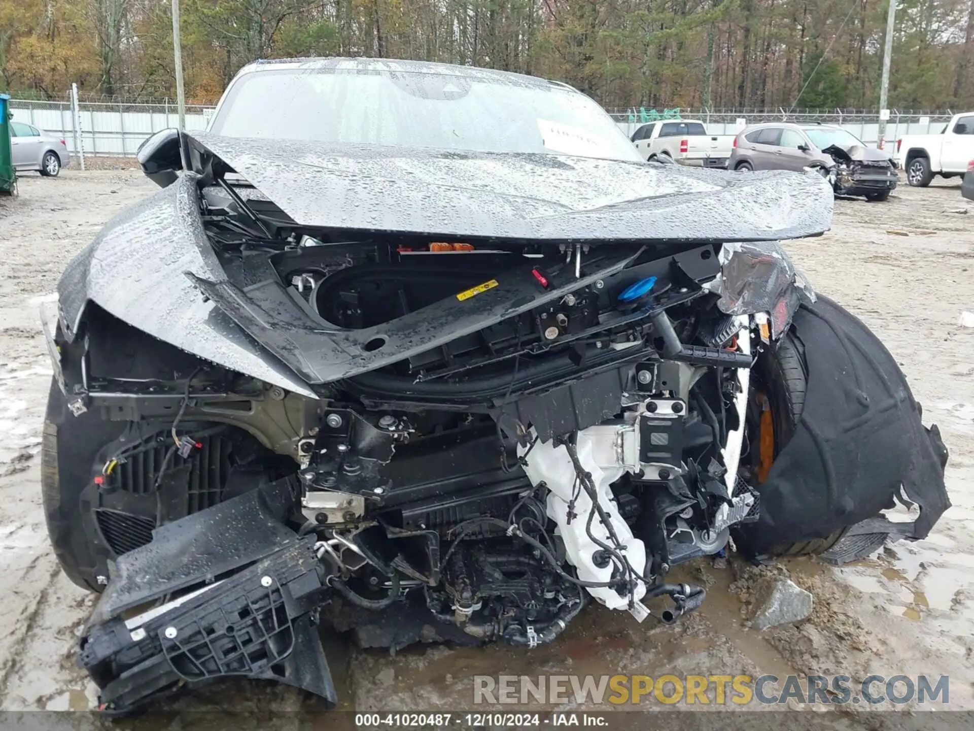 6 fotografías del automóvil dañado WAUBHBFWXP7903392 AUDI RS E-TRON GT 2023