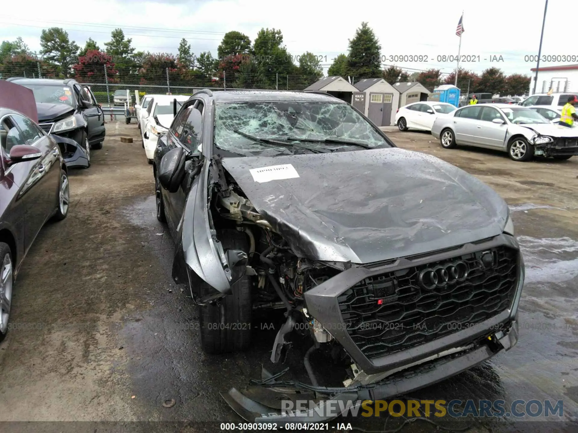 6 fotografías del automóvil dañado WU1ARBF11MD010155 AUDI RS Q8 2021
