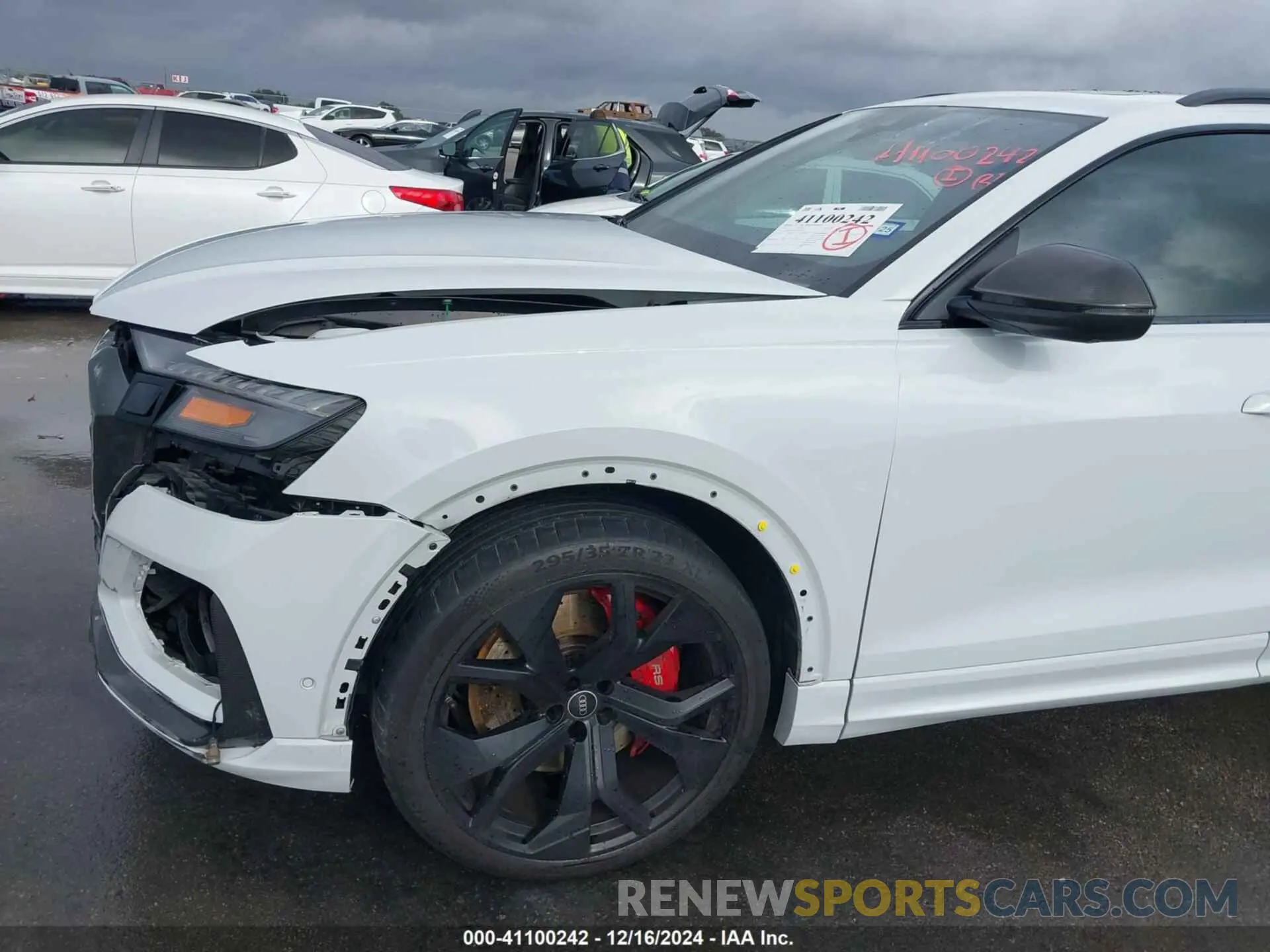 19 fotografías del automóvil dañado WU1ARBF14MD011235 AUDI RS Q8 2021