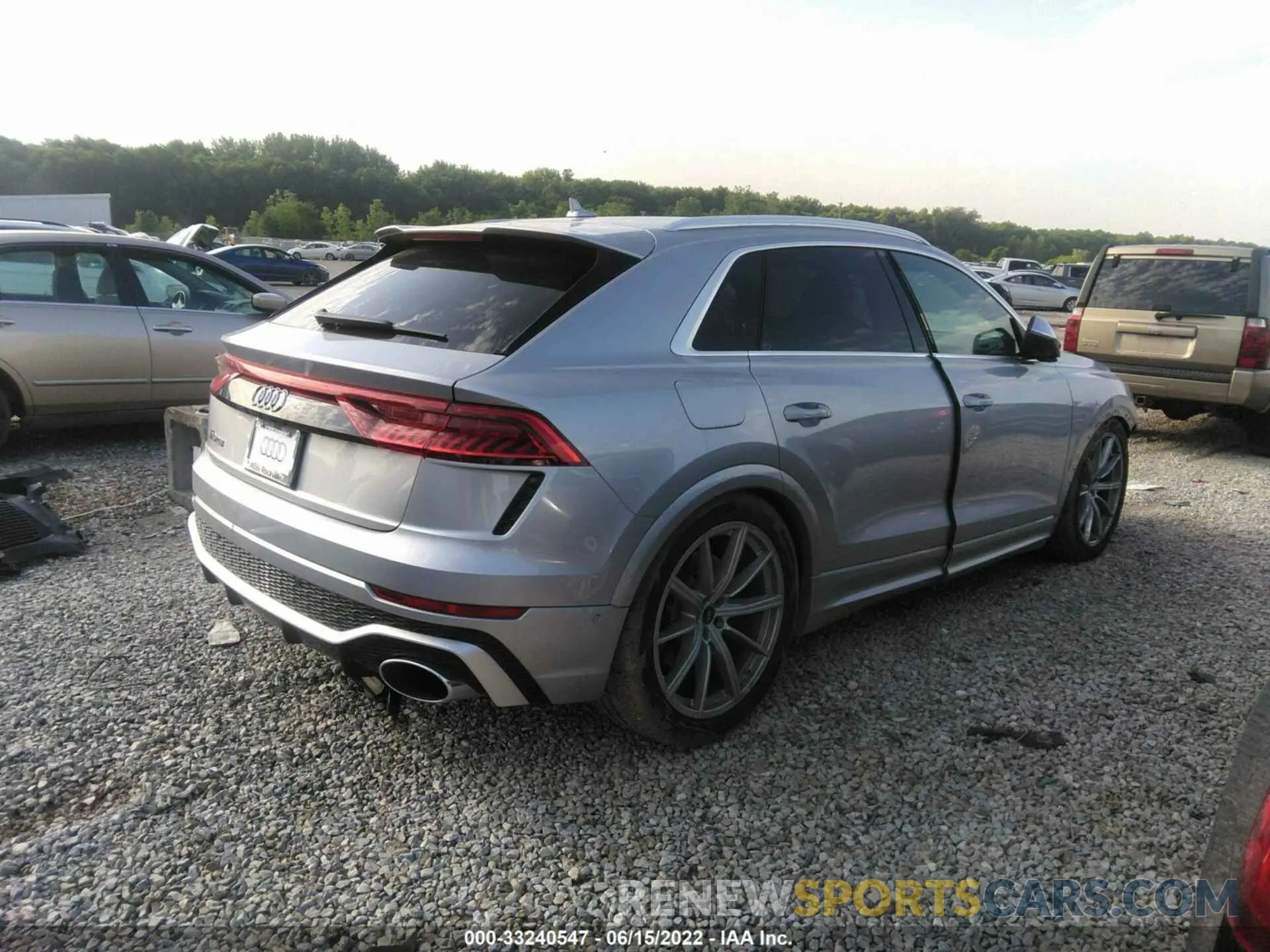 4 fotografías del automóvil dañado WU1ARBF10ND013145 AUDI RS Q8 2022