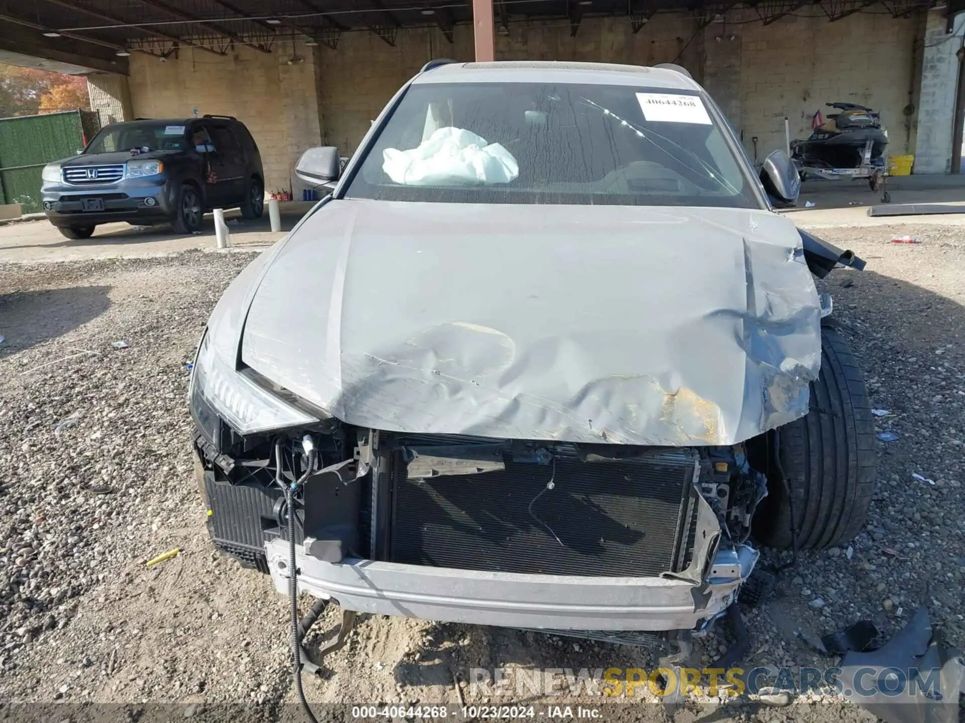 13 fotografías del automóvil dañado WU1ARBF11ND031945 AUDI RS Q8 2022