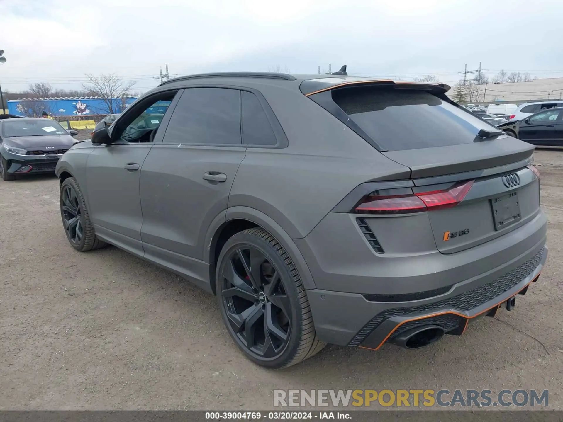 3 fotografías del automóvil dañado WU1ARBF16ND010492 AUDI RS Q8 2022