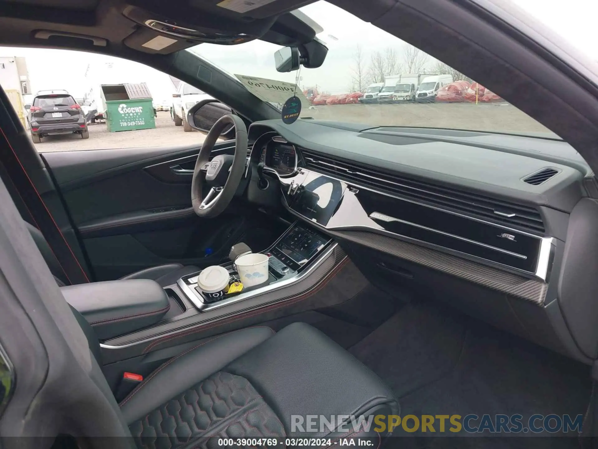 5 fotografías del automóvil dañado WU1ARBF16ND010492 AUDI RS Q8 2022