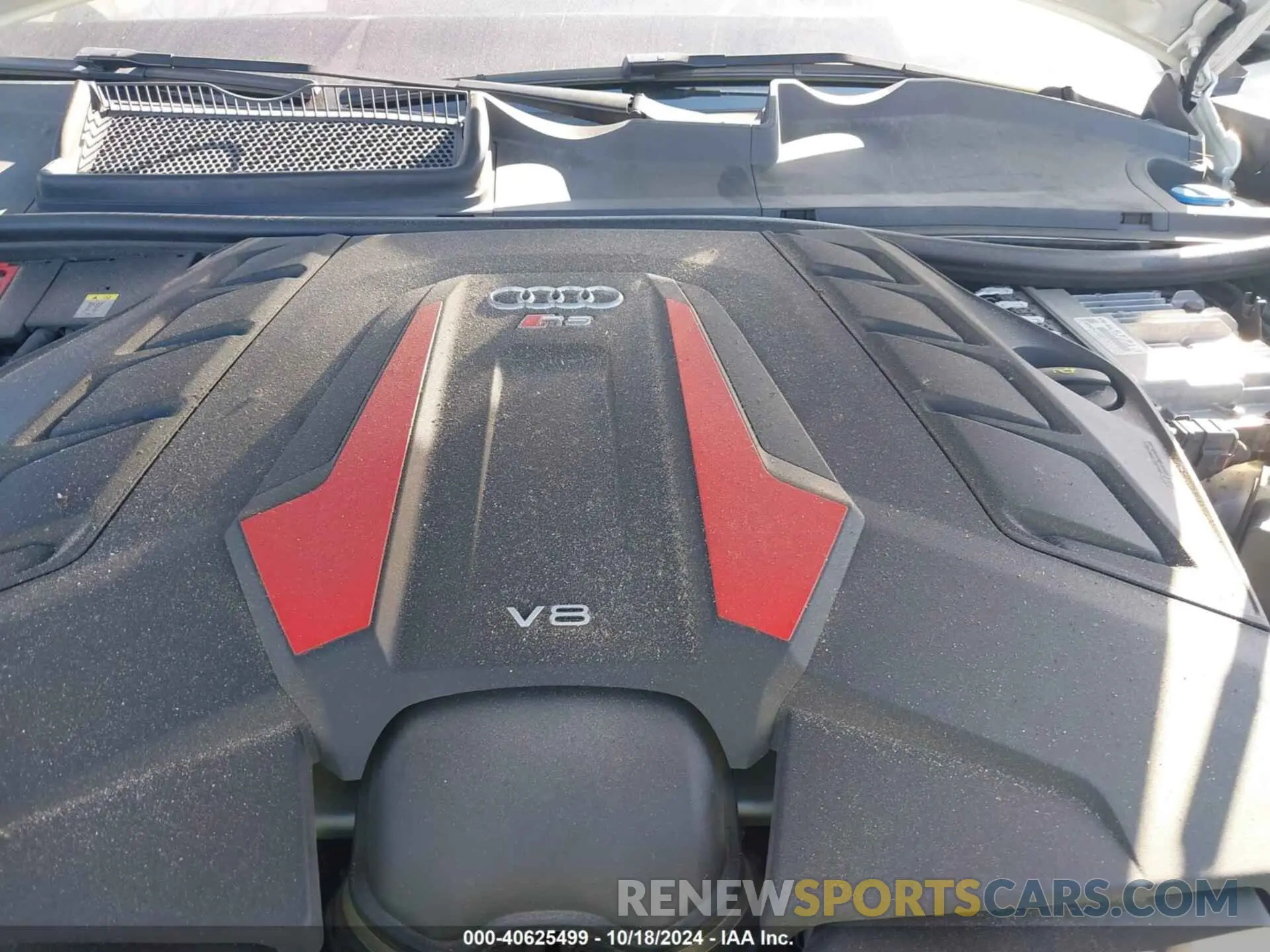 10 fotografías del automóvil dañado WU1ARBF17ND008377 AUDI RS Q8 2022