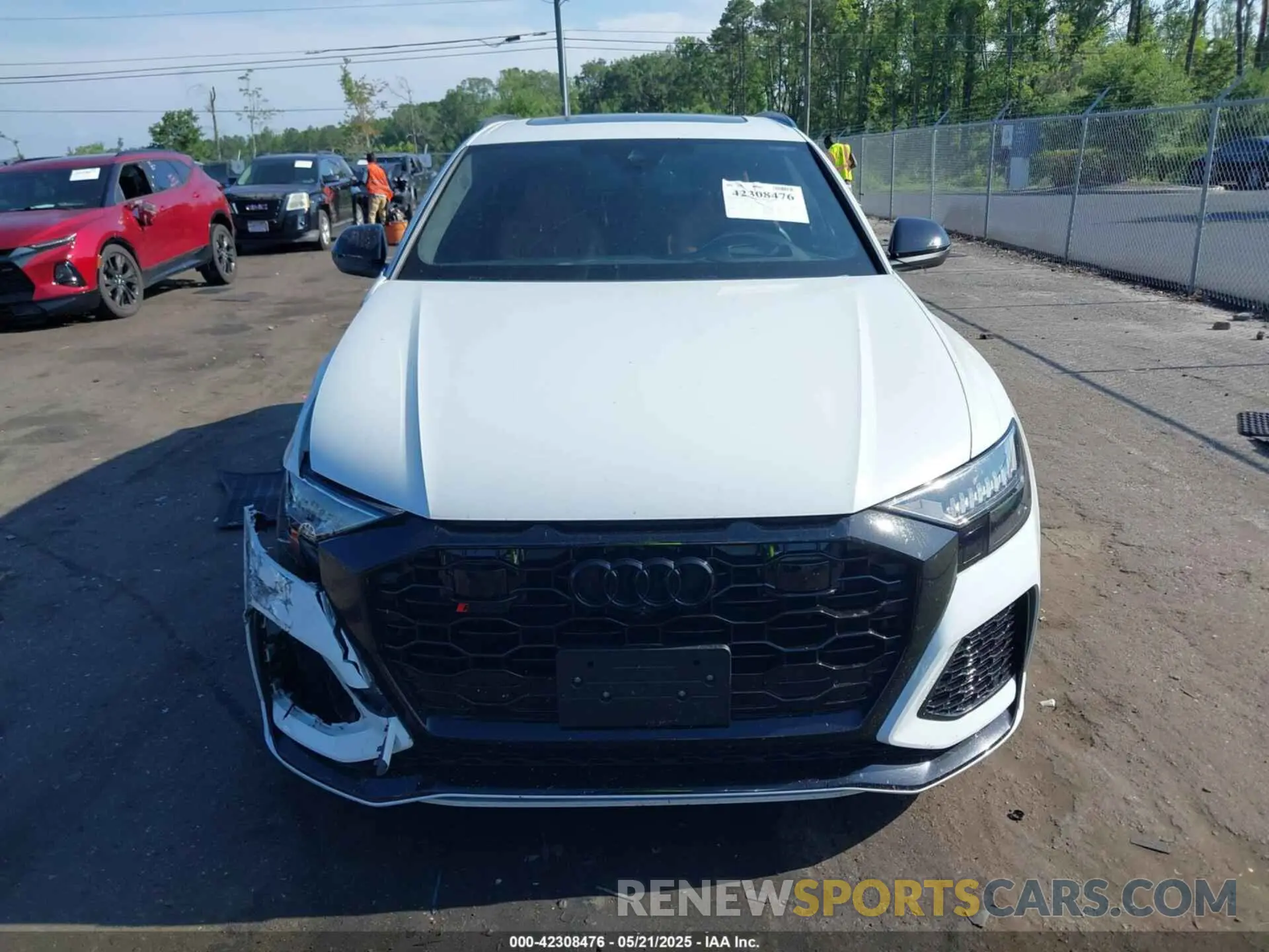 12 fotografías del automóvil dañado WU1ARBF18ND025883 AUDI RS Q8 2022