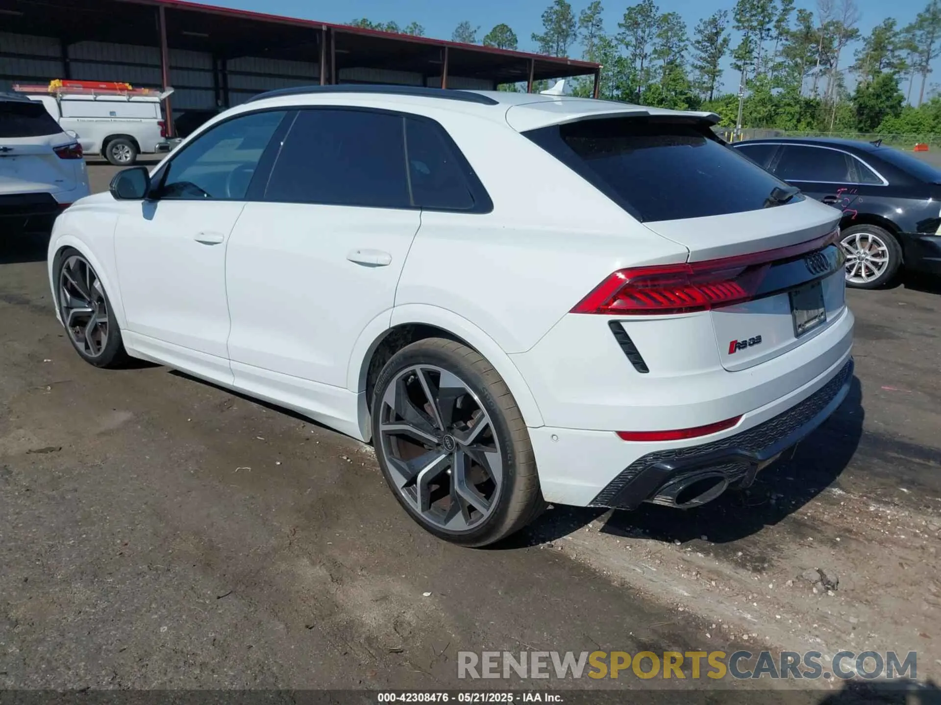 3 fotografías del automóvil dañado WU1ARBF18ND025883 AUDI RS Q8 2022