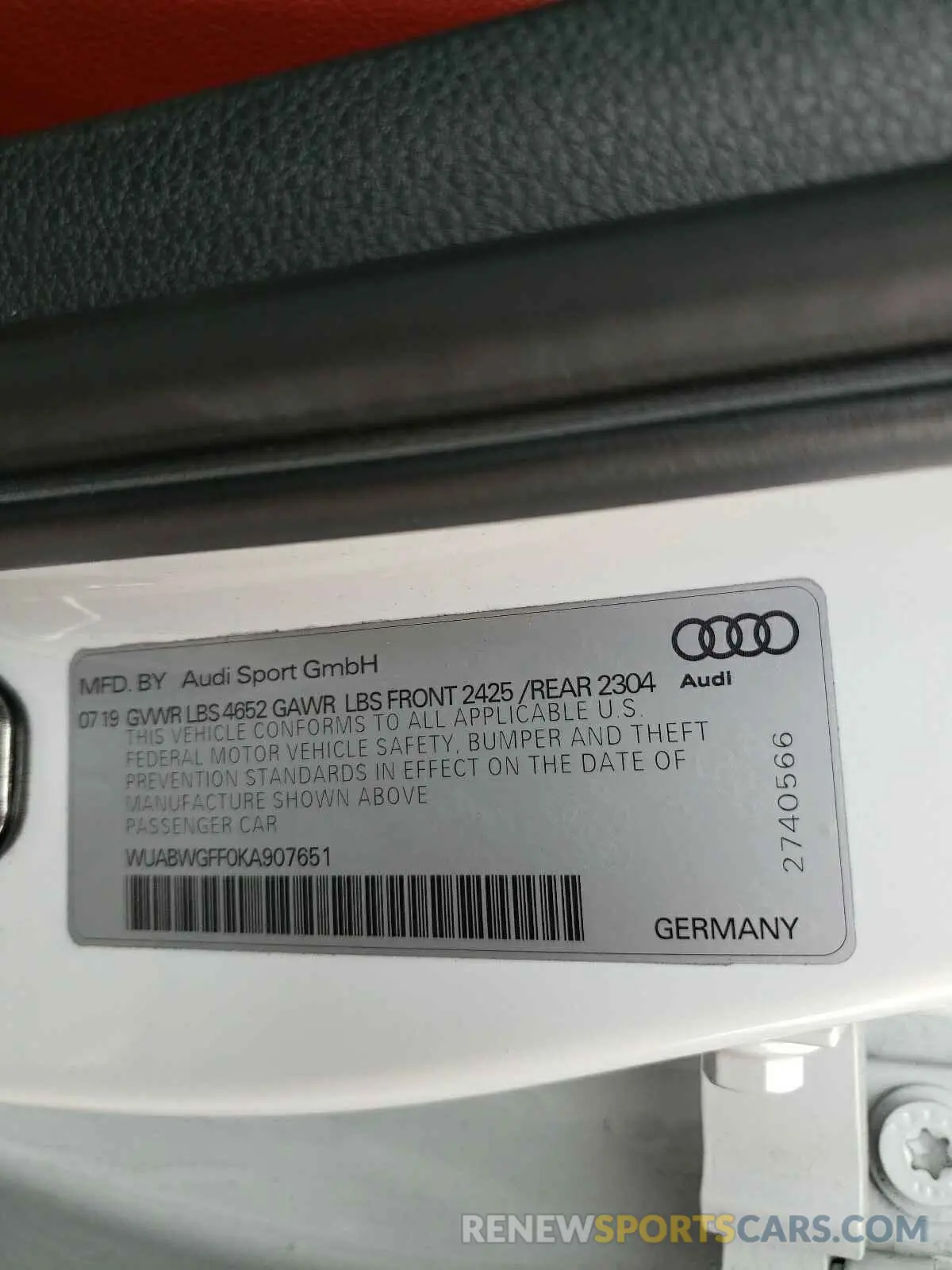 10 fotografías del automóvil dañado WUABWGFF0KA907651 AUDI RS3 2019