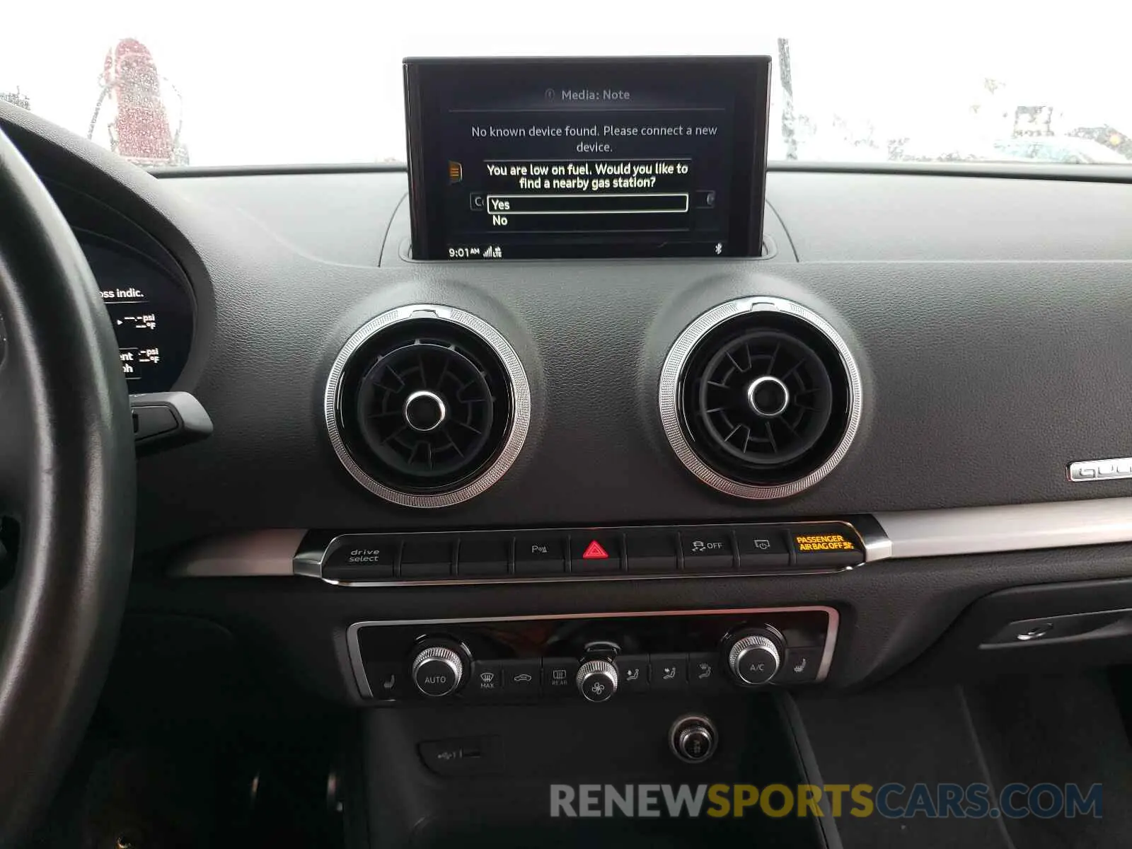 9 fotografías del automóvil dañado WUABWGFF0KA907651 AUDI RS3 2019