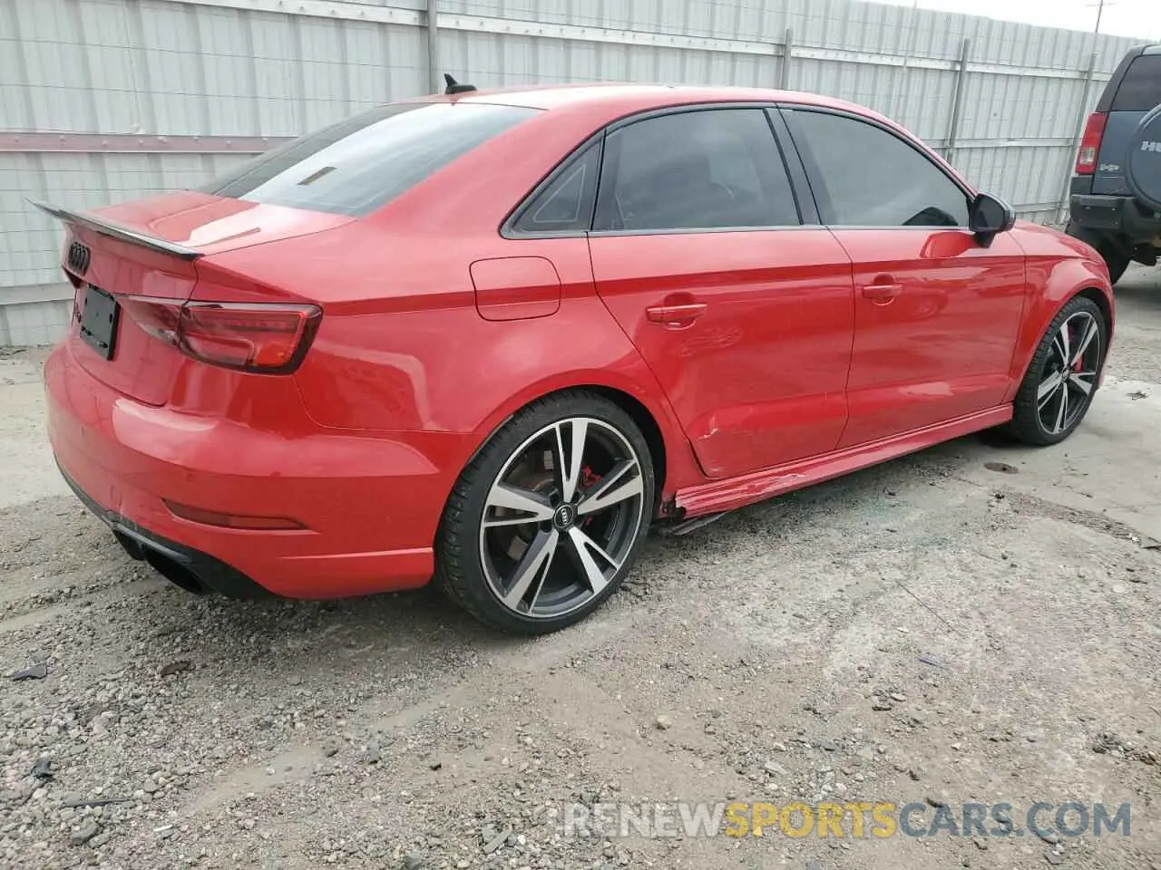 3 fotografías del automóvil dañado WUABWGFF2KA906727 AUDI RS3 2019