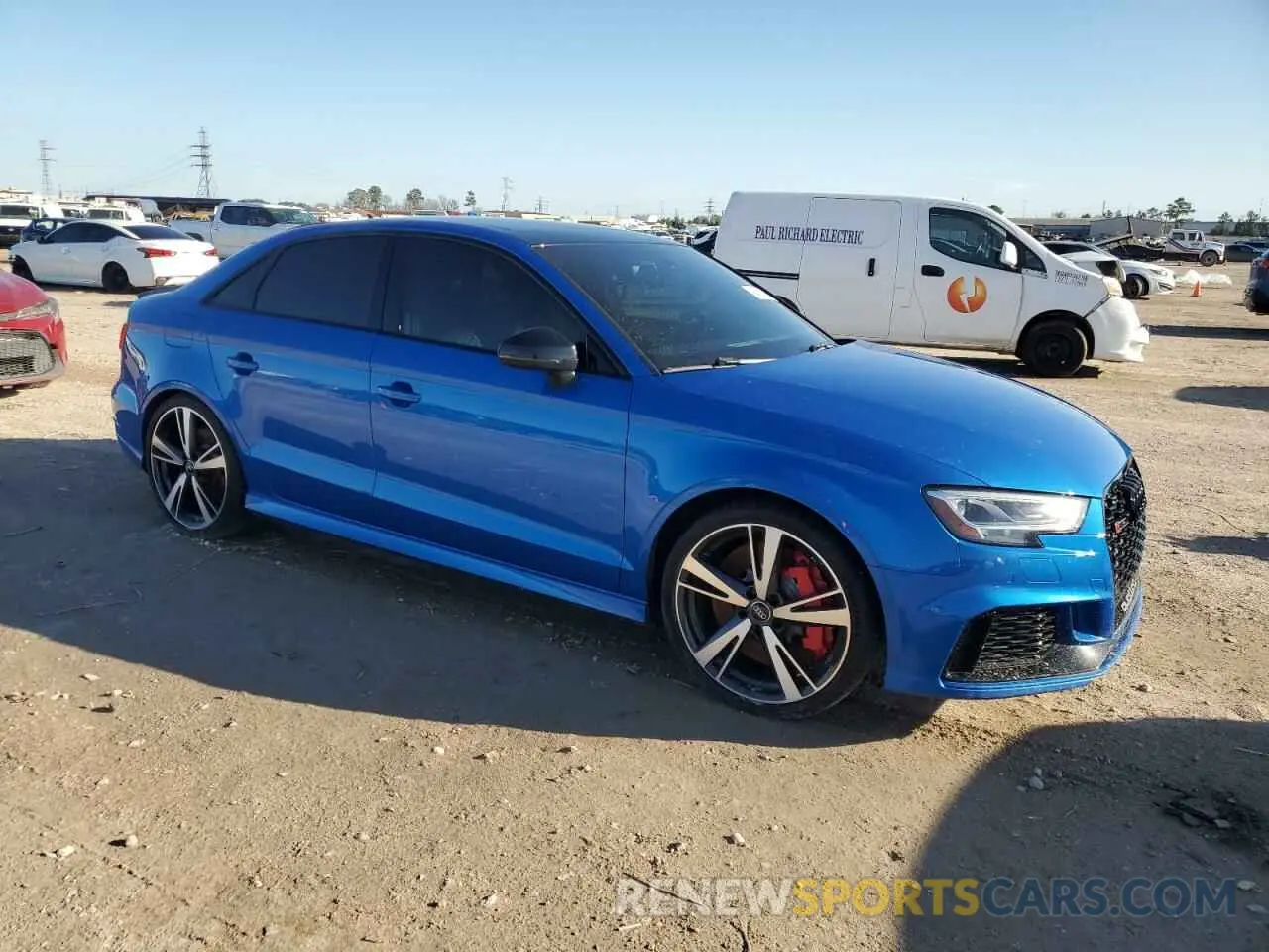 4 fotografías del automóvil dañado WUABWGFF6KA905869 AUDI RS3 2019
