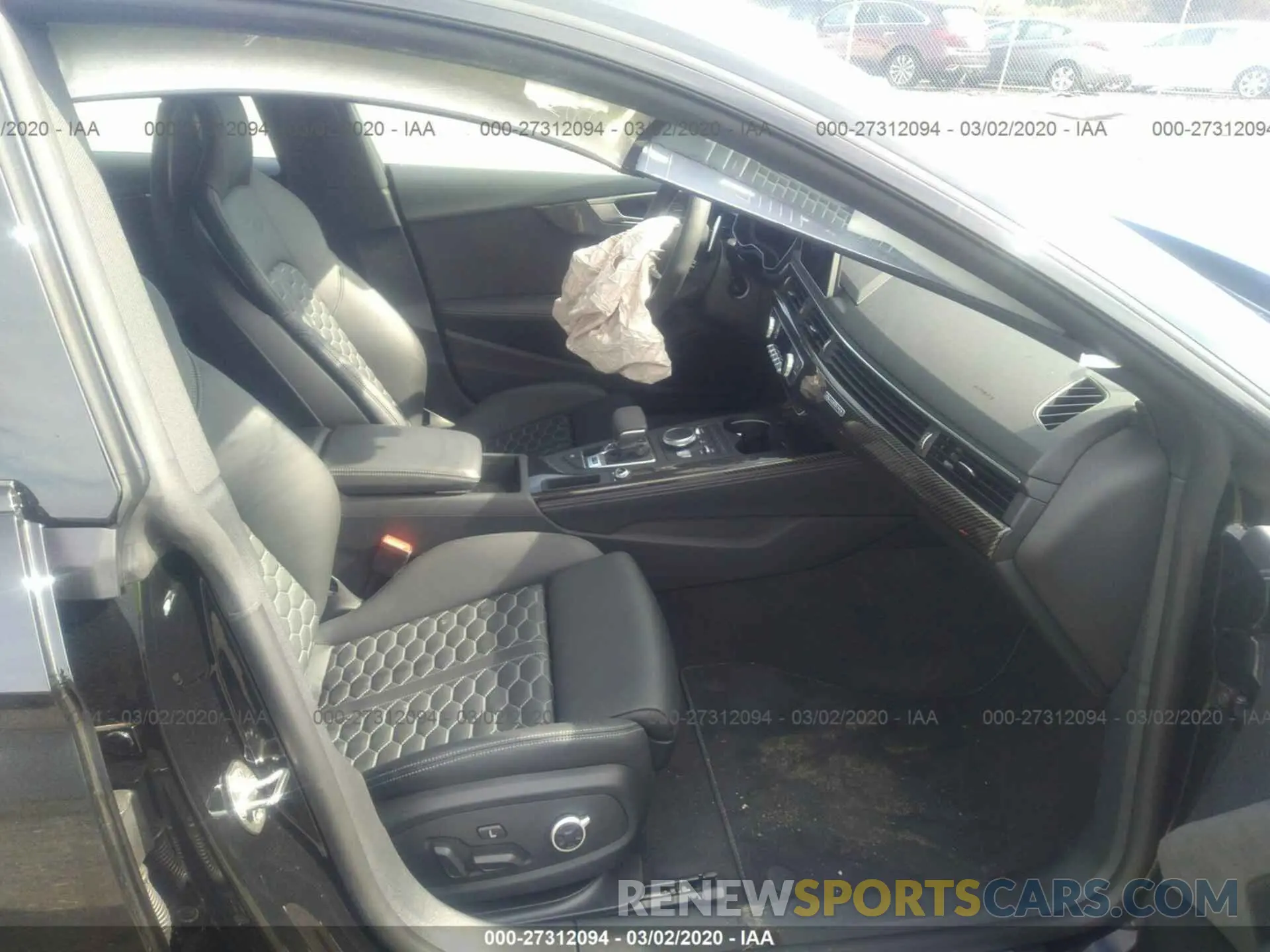 5 fotografías del automóvil dañado WUABWCF54KA902761 AUDI RS5 2019