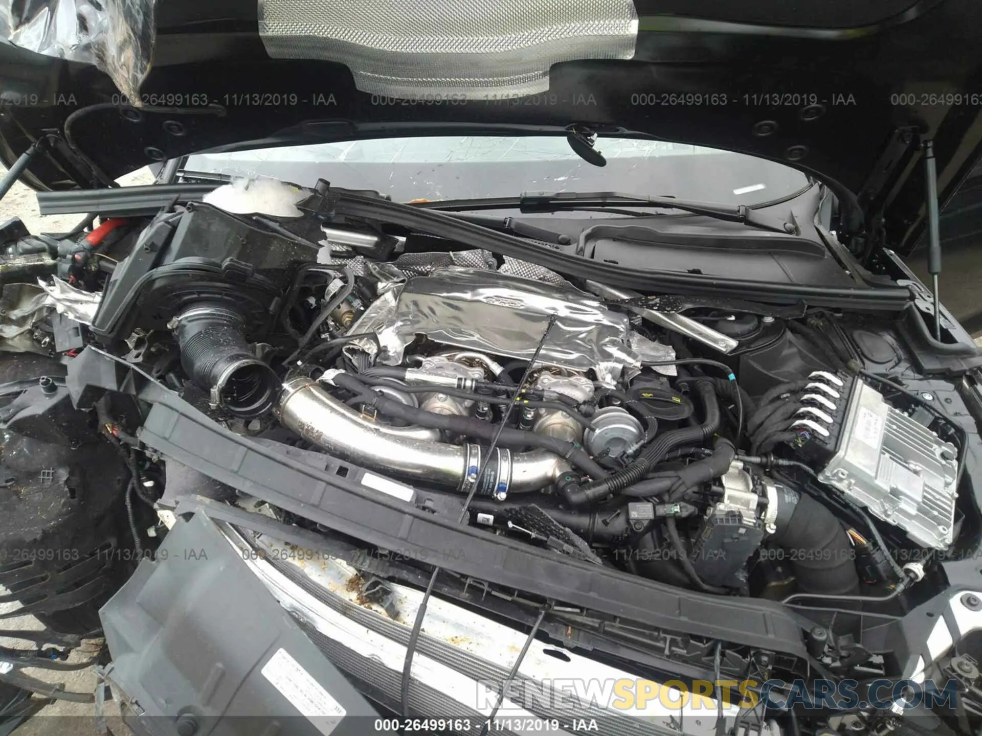 10 fotografías del automóvil dañado WUAPWAF54KA903452 AUDI RS5 2019