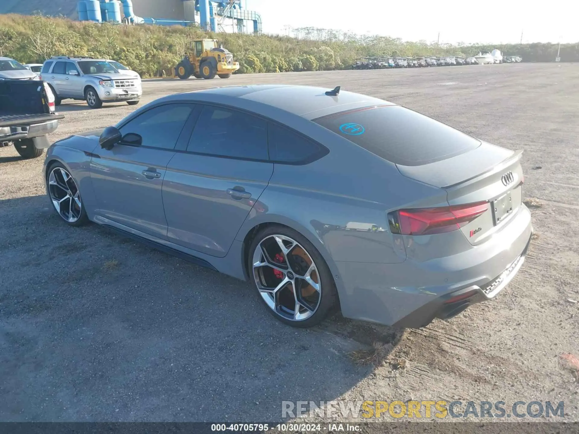 3 fotografías del automóvil dañado WUAAWCF5XRA902589 AUDI RS5 2024