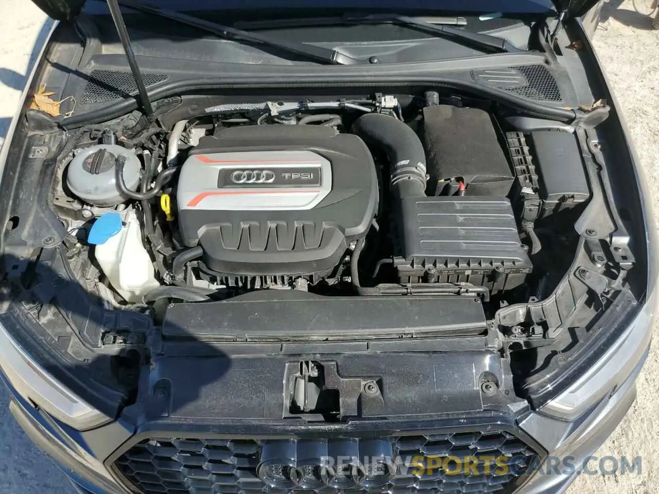 11 fotografías del automóvil dañado WAUB1GFFXH1038400 AUDI S3 2017