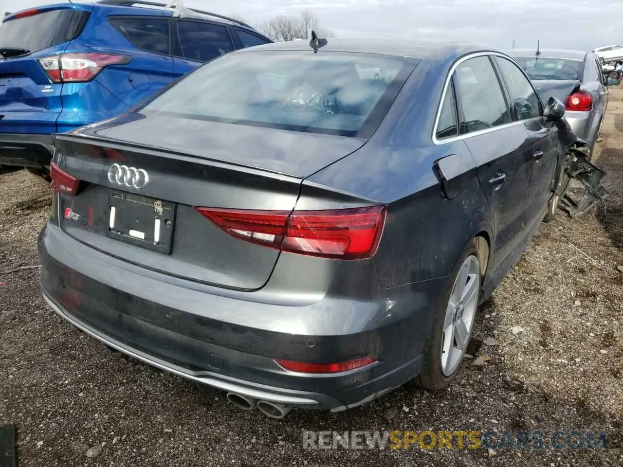 4 fotografías del automóvil dañado WAUB1GFF0K1024173 AUDI S3 2019